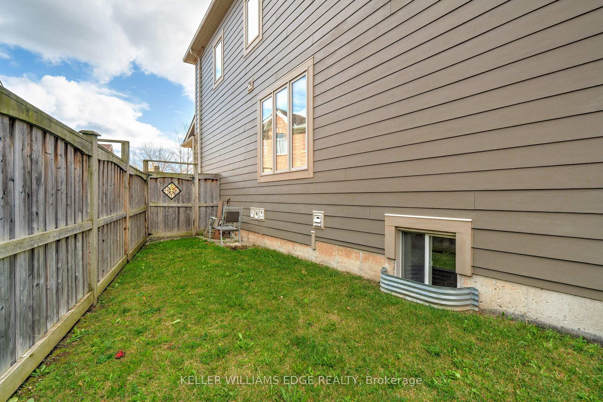 Photo 37 of 7 Aird Court, Milton, Scott — HOMEH