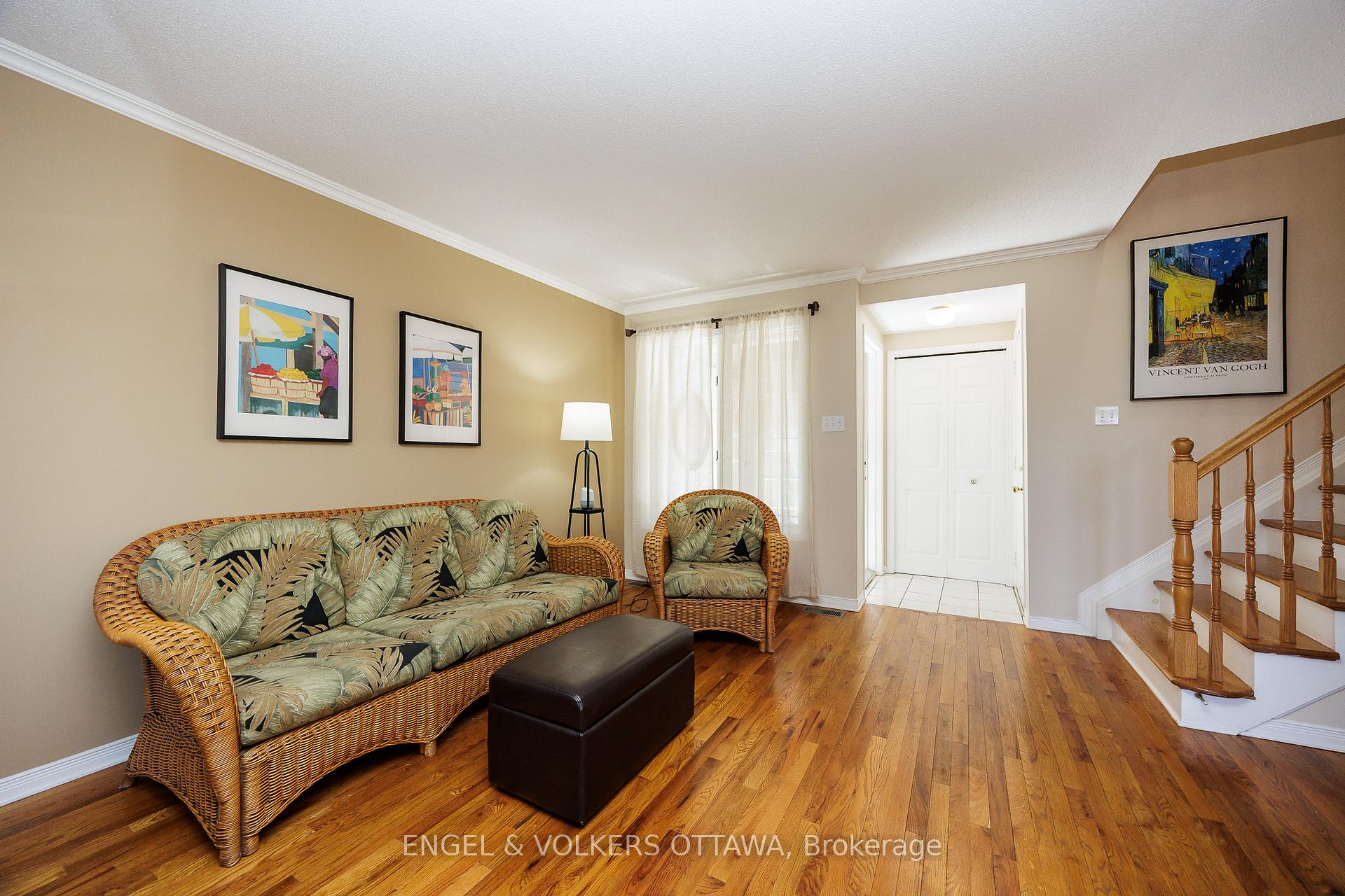 Photo 6 of 57 Hodgson Court, Ottawa, Kanata - Kanata Lakes/Heritage Hills — HOMEH