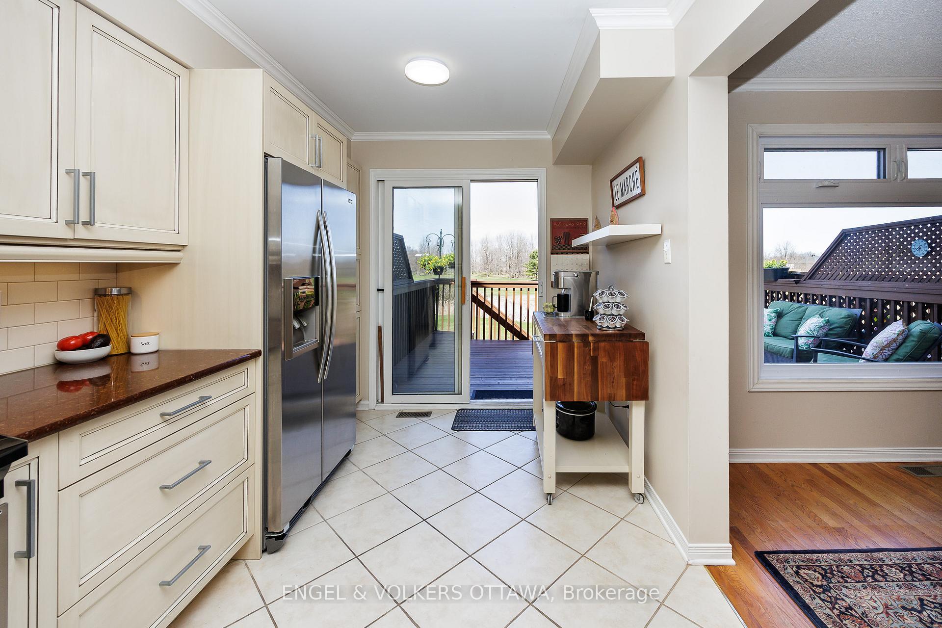 Photo 16 of 57 Hodgson Court, Ottawa, Kanata - Kanata Lakes/Heritage Hills — HOMEH
