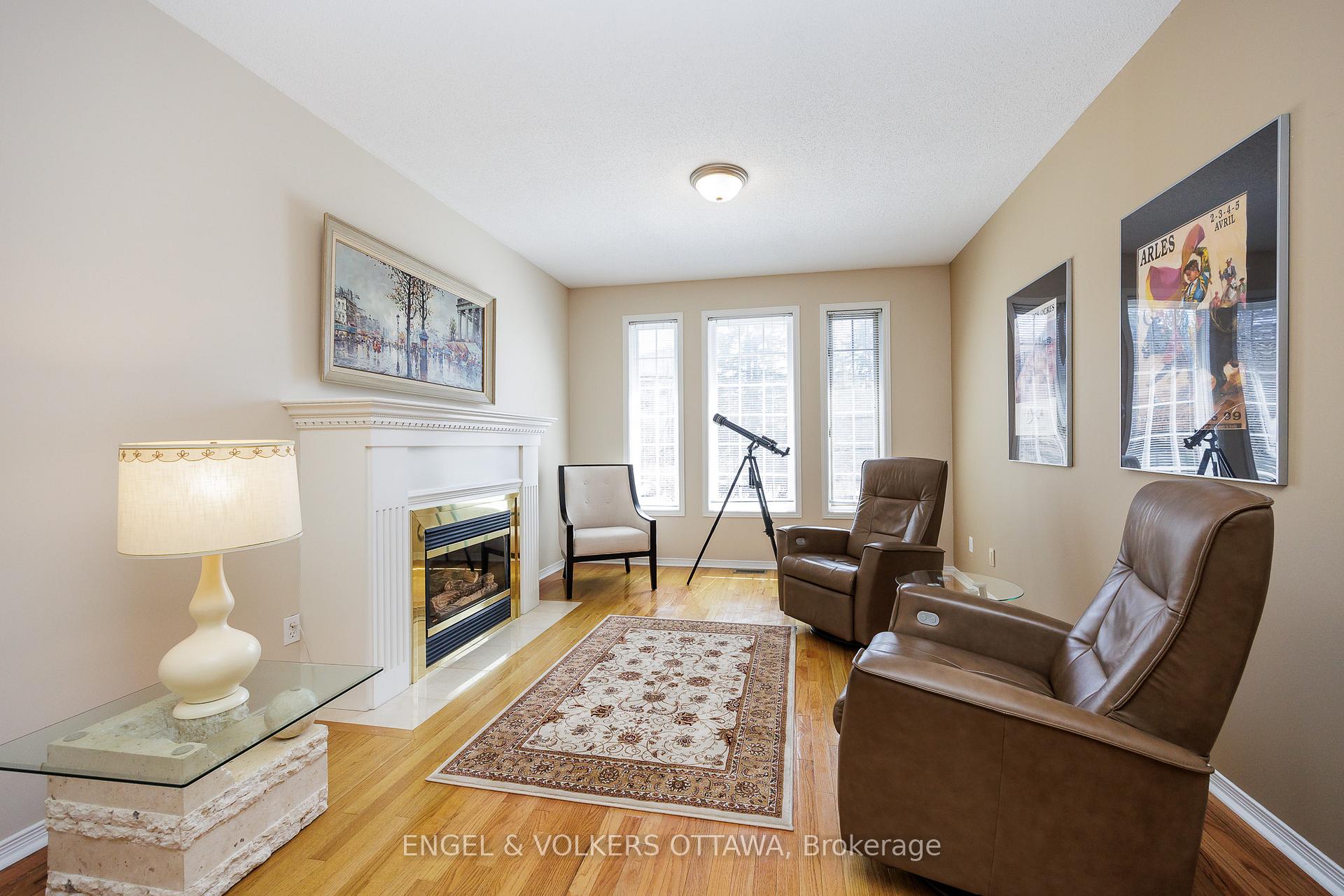 Photo 21 of 57 Hodgson Court, Ottawa, Kanata - Kanata Lakes/Heritage Hills — HOMEH