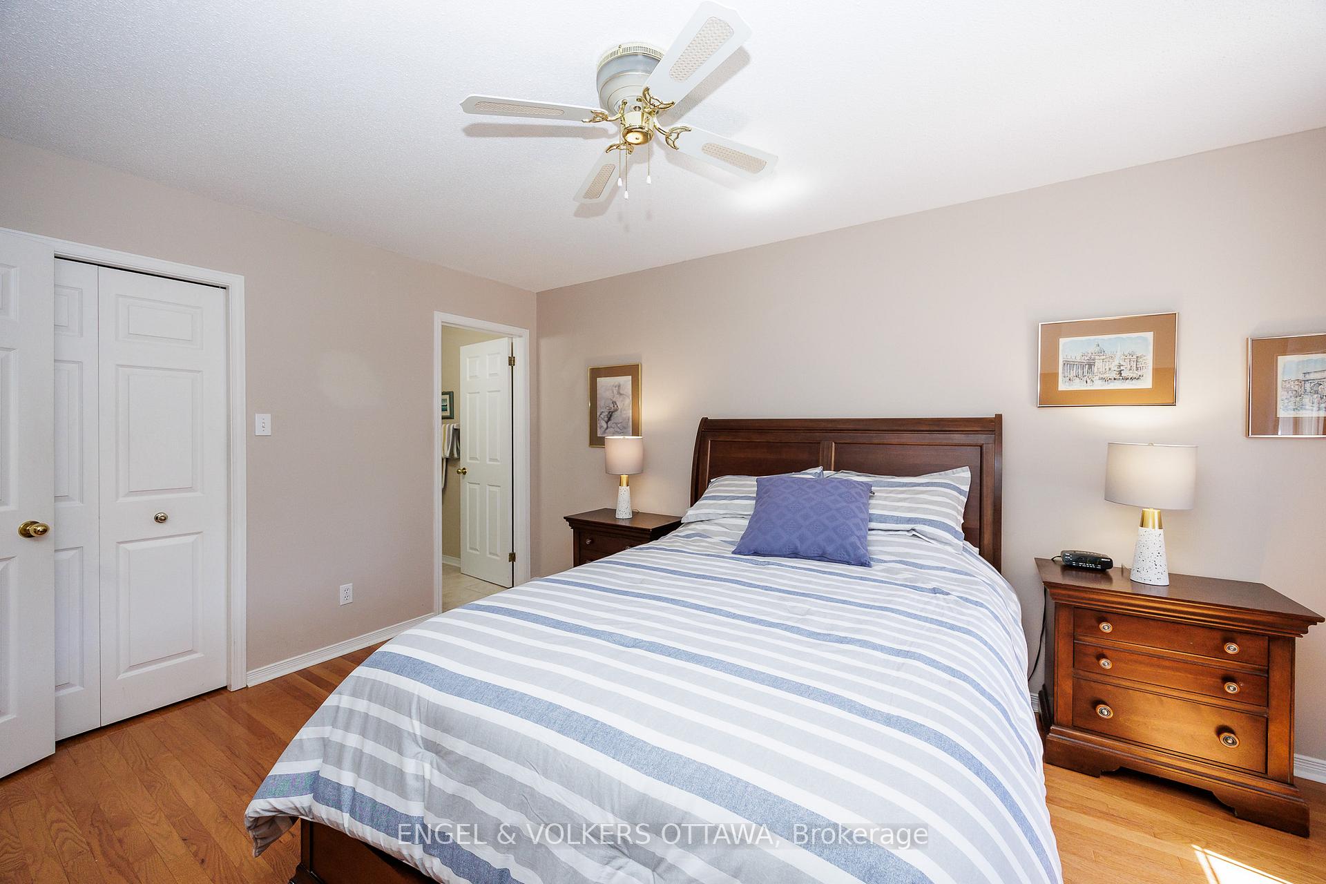 Photo 25 of 57 Hodgson Court, Ottawa, Kanata - Kanata Lakes/Heritage Hills — HOMEH