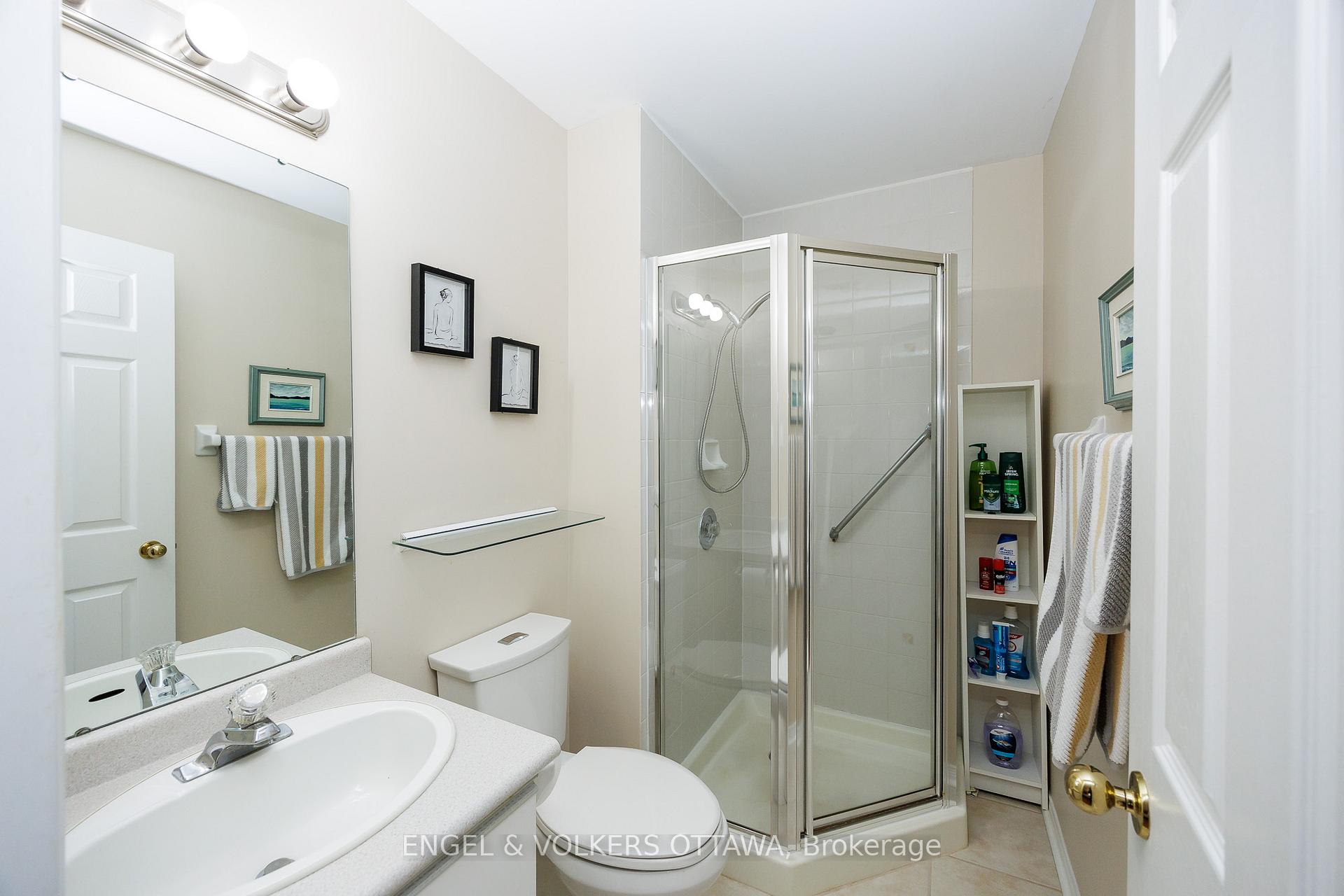 Photo 26 of 57 Hodgson Court, Ottawa, Kanata - Kanata Lakes/Heritage Hills — HOMEH