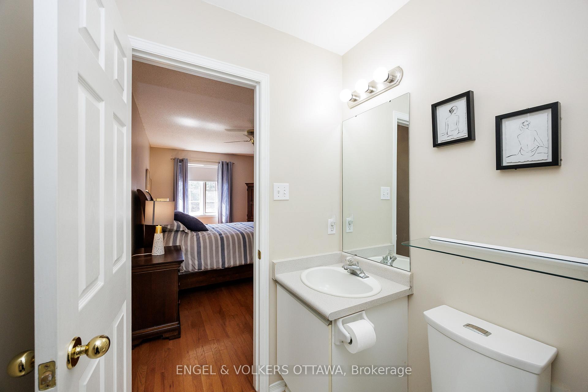 Photo 27 of 57 Hodgson Court, Ottawa, Kanata - Kanata Lakes/Heritage Hills — HOMEH