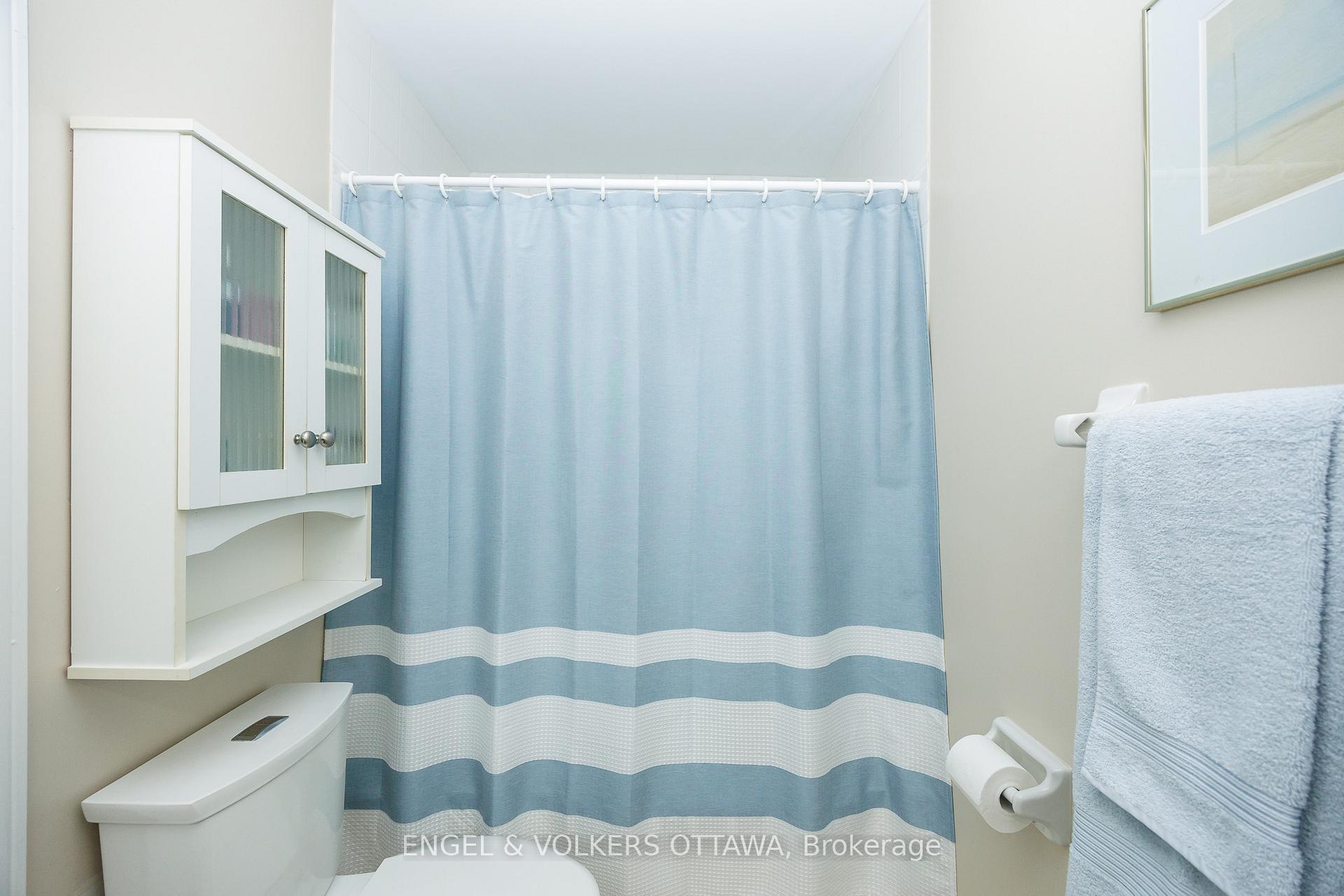 Photo 34 of 57 Hodgson Court, Ottawa, Kanata - Kanata Lakes/Heritage Hills — HOMEH