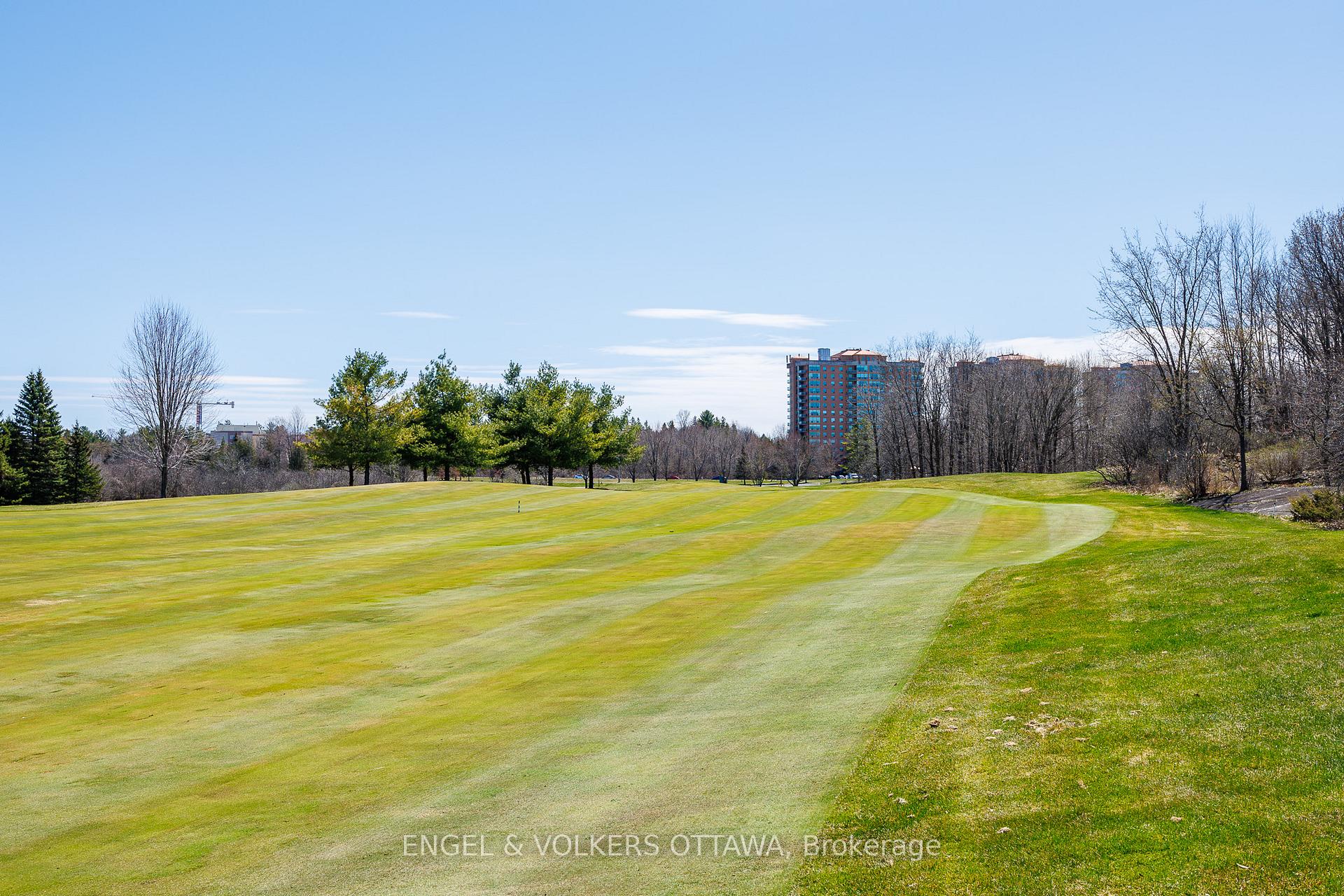 Photo 48 of 57 Hodgson Court, Ottawa, Kanata - Kanata Lakes/Heritage Hills — HOMEH