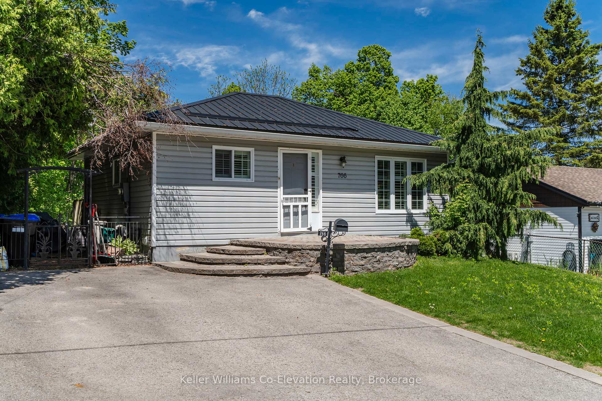 Photo 1 of 766 Birchwood Drive, Midland — HOMEH