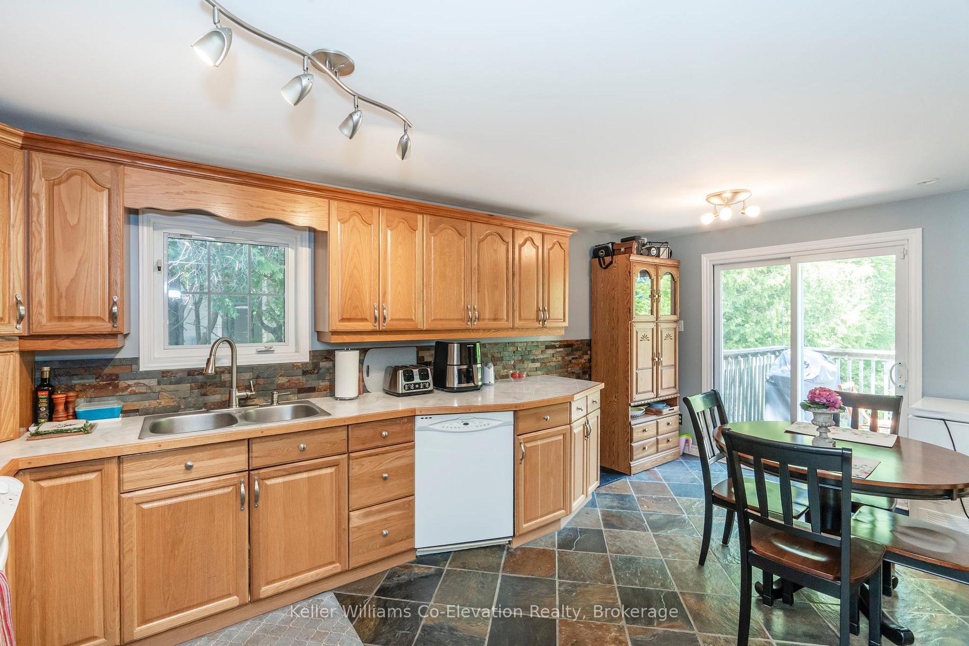 Photo 9 of 766 Birchwood Drive, Midland — HOMEH