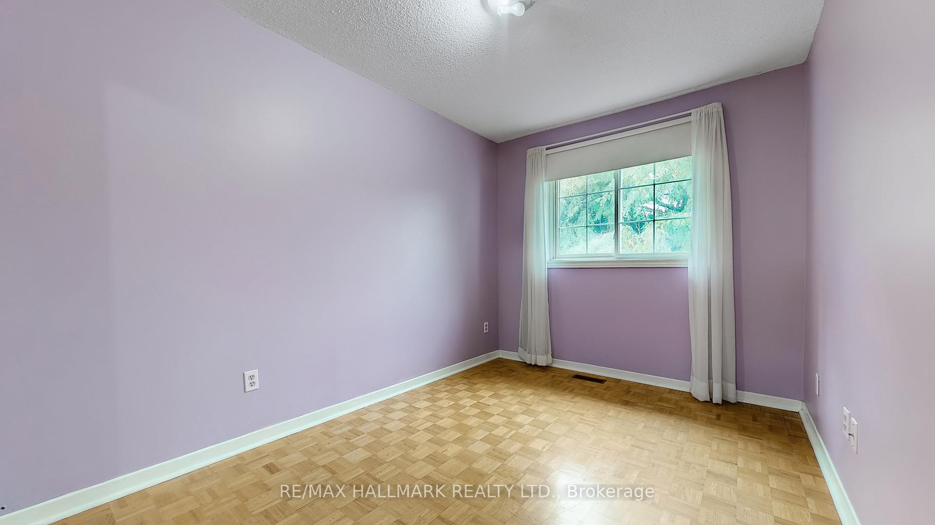 Photo 16 of 54 West Borough Street, Markham, Aileen-Willowbrook — HOMEH