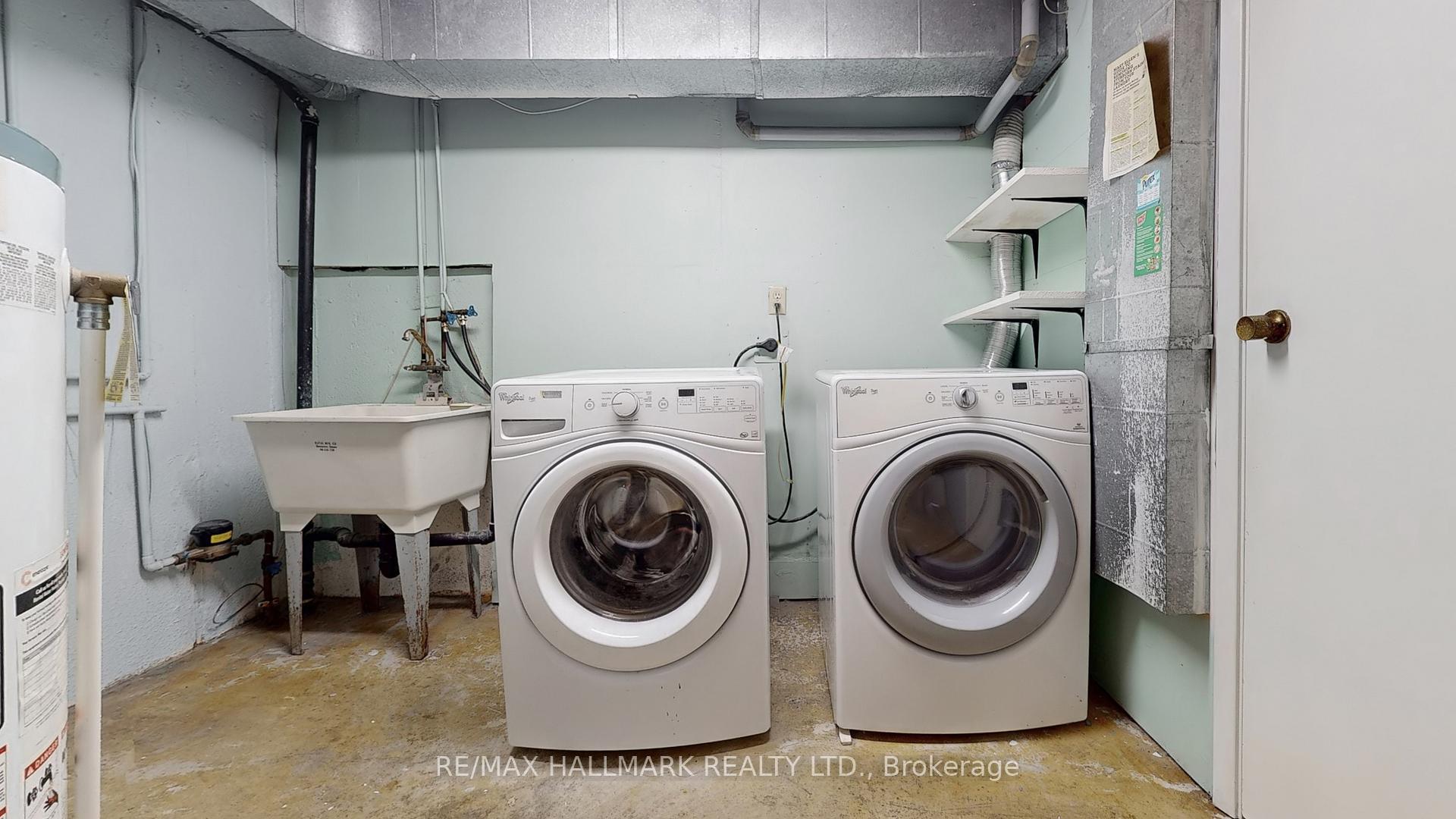 Photo 23 of 54 West Borough Street, Markham, Aileen-Willowbrook — HOMEH