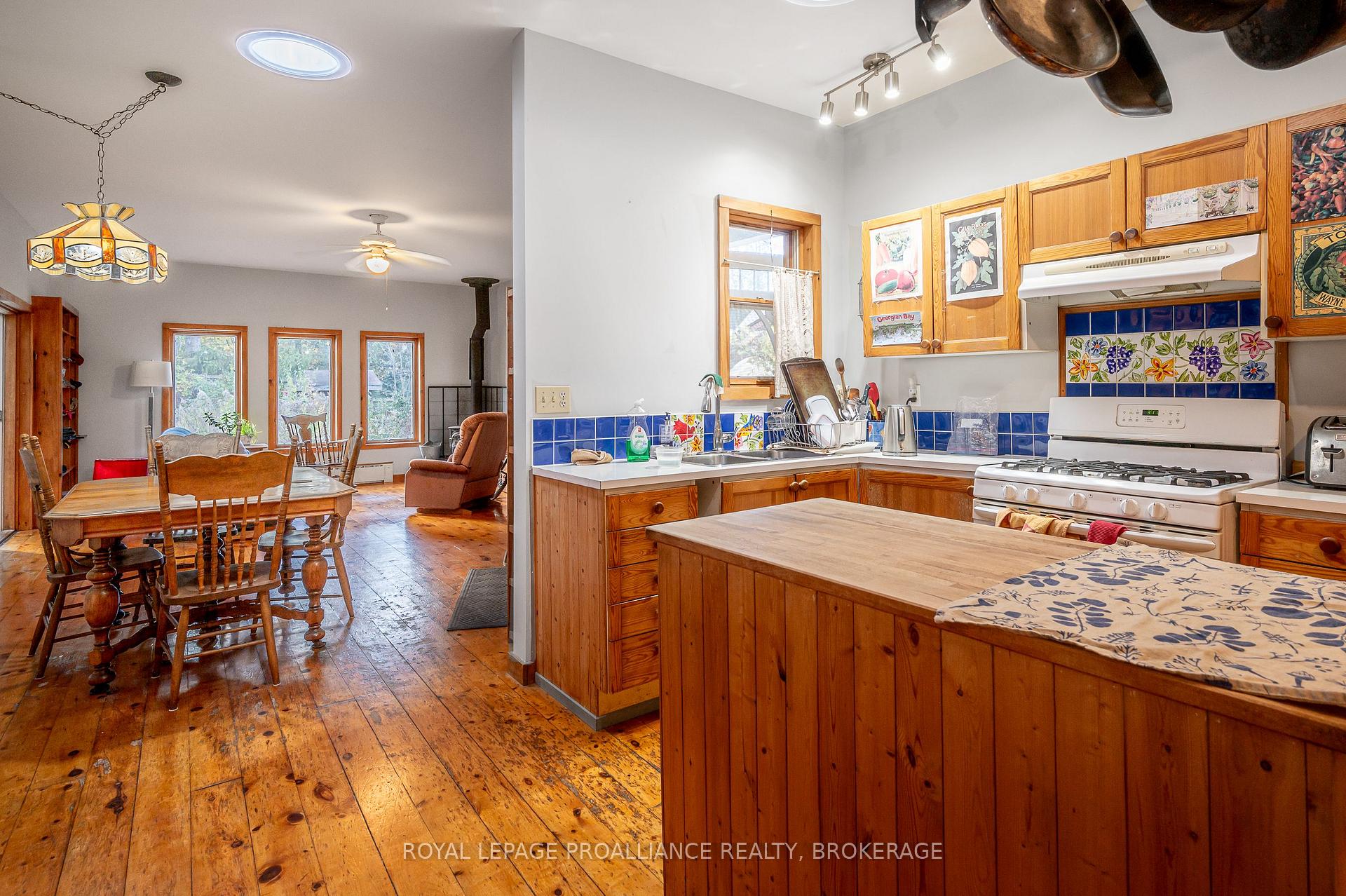 Photo 7 of 102 Livingston Avenue, Kingston, Central City East — HOMEH