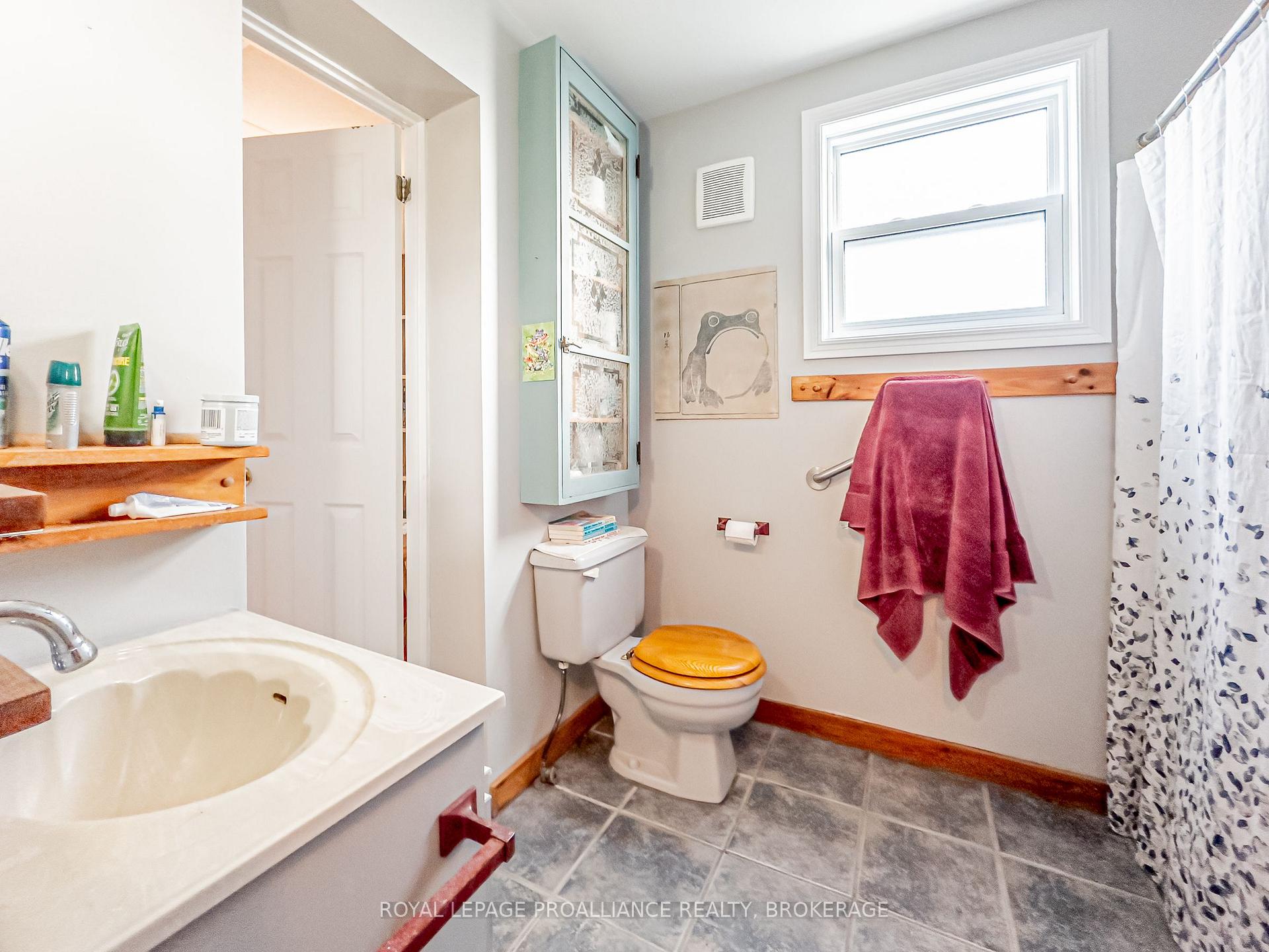 Photo 11 of 102 Livingston Avenue, Kingston, Central City East — HOMEH