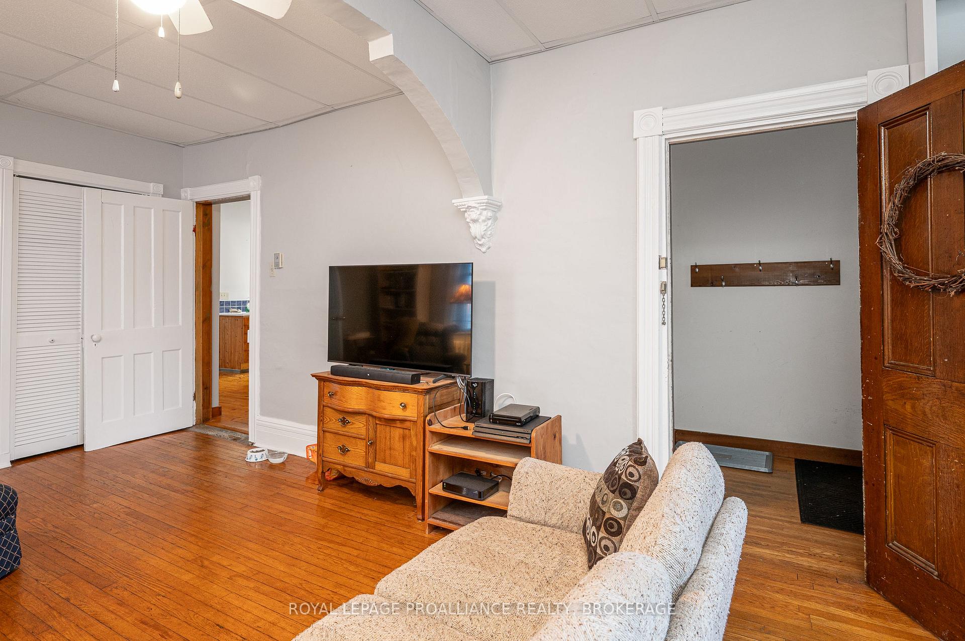 Photo 14 of 102 Livingston Avenue, Kingston, Central City East — HOMEH