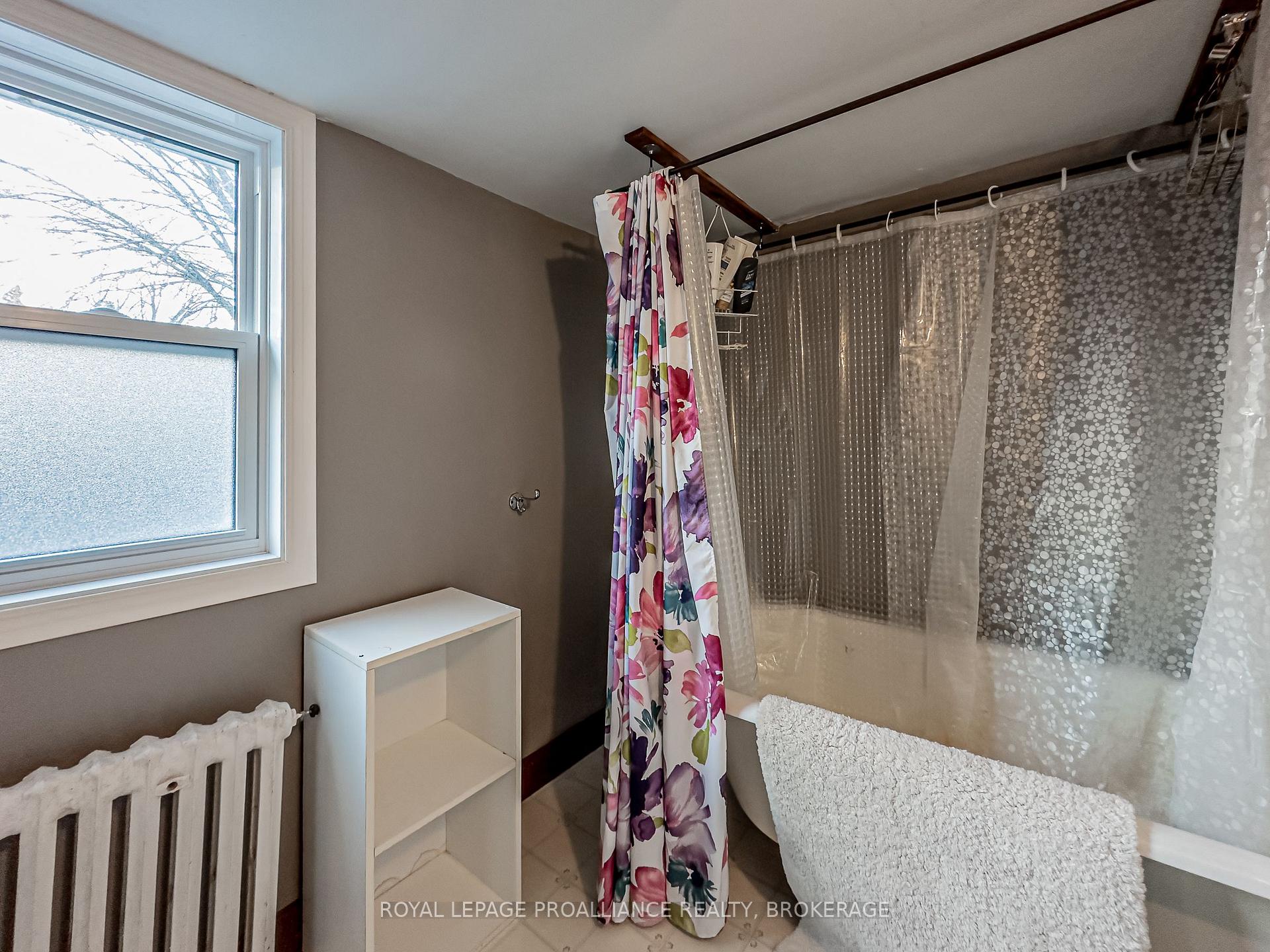 Photo 16 of 102 Livingston Avenue, Kingston, Central City East — HOMEH