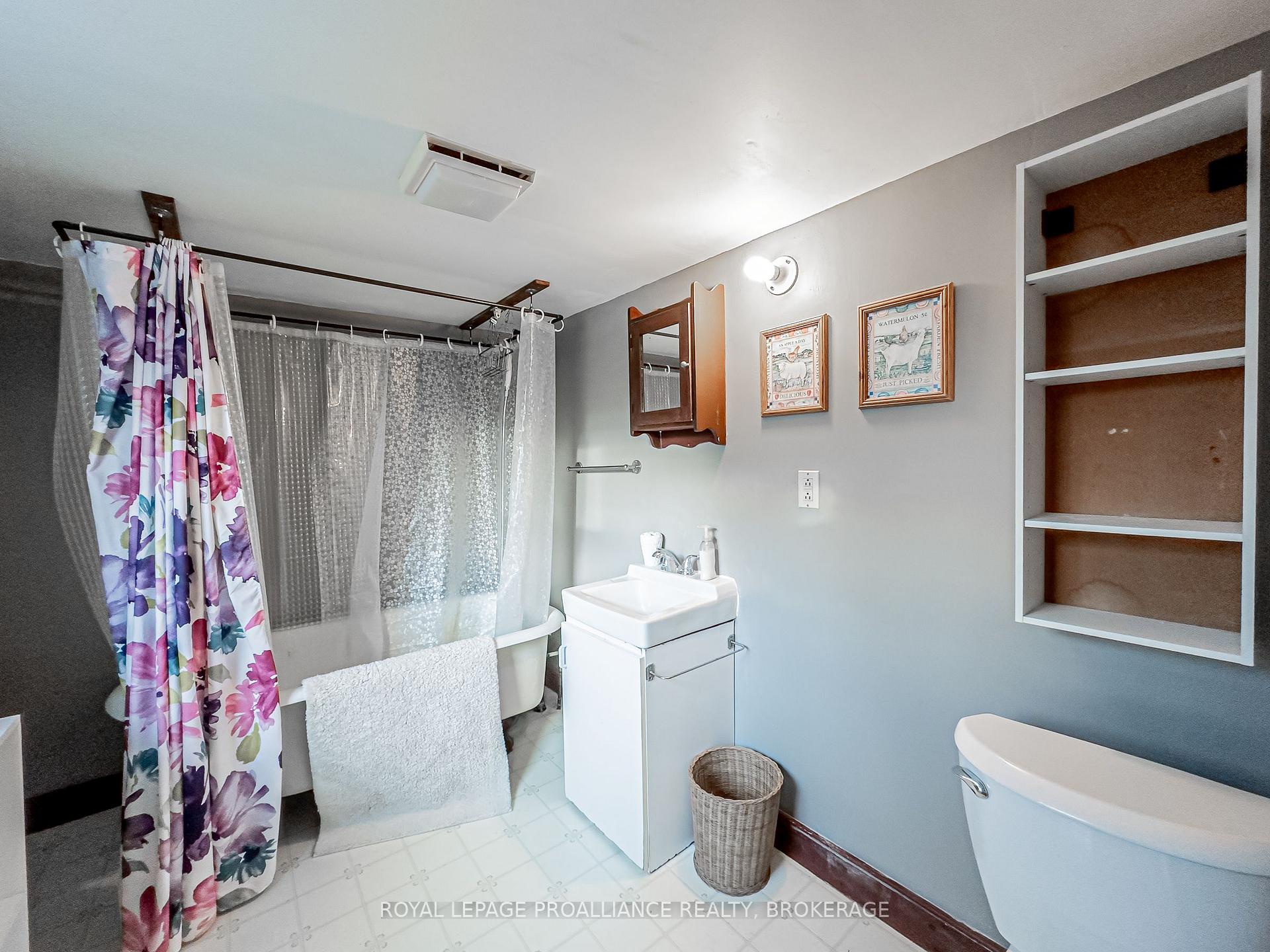 Photo 17 of 102 Livingston Avenue, Kingston, Central City East — HOMEH