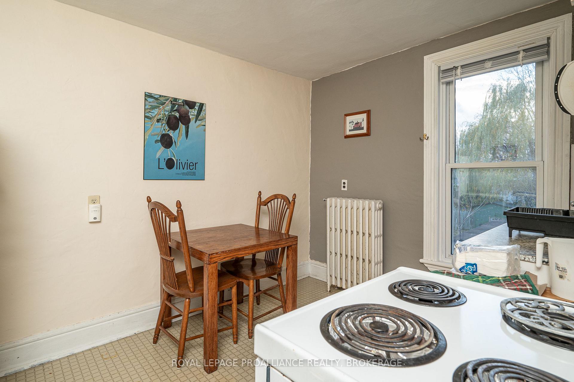 Photo 18 of 102 Livingston Avenue, Kingston, Central City East — HOMEH