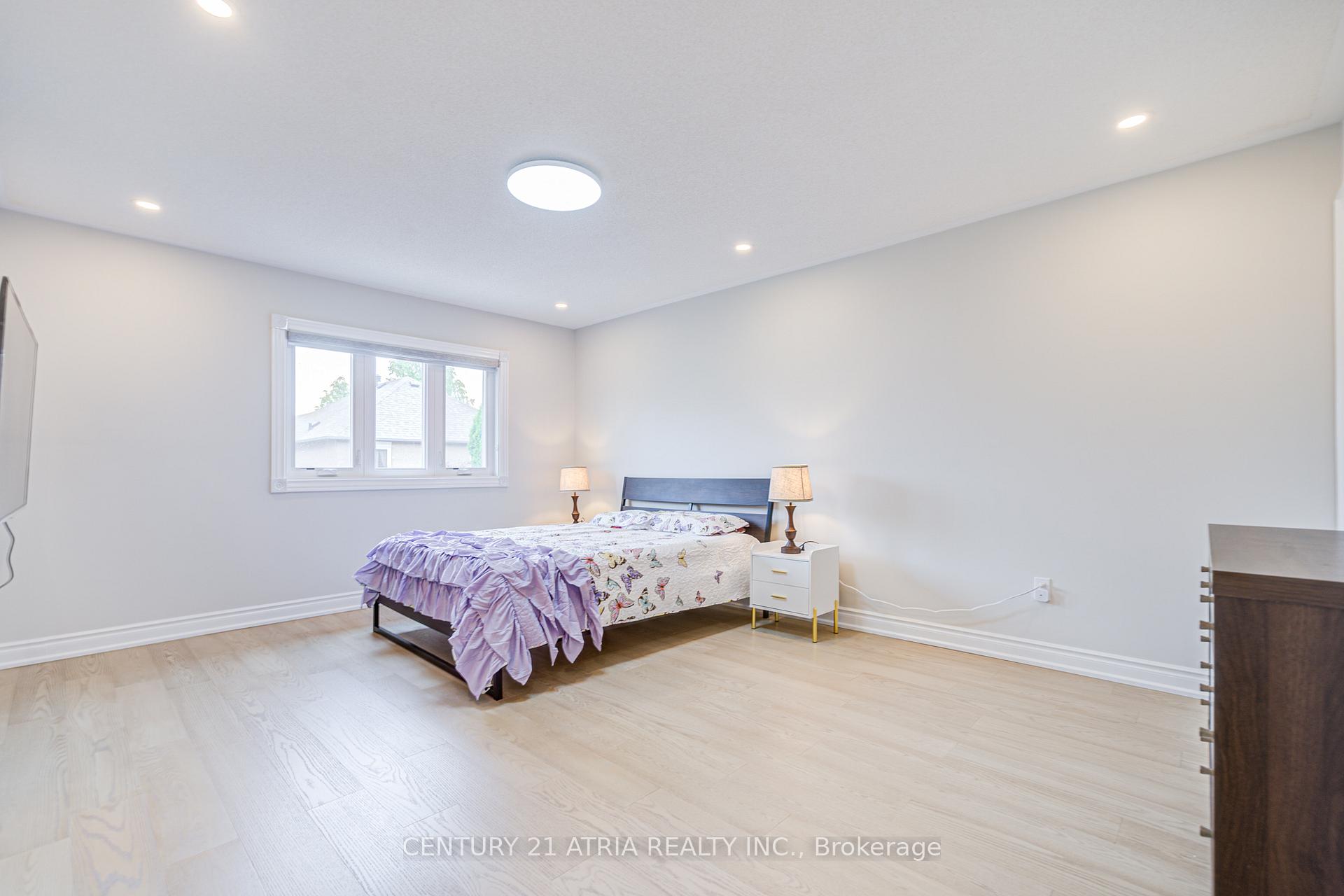 Photo 27 of 11 Crawford Street, Markham, Berczy — HOMEH