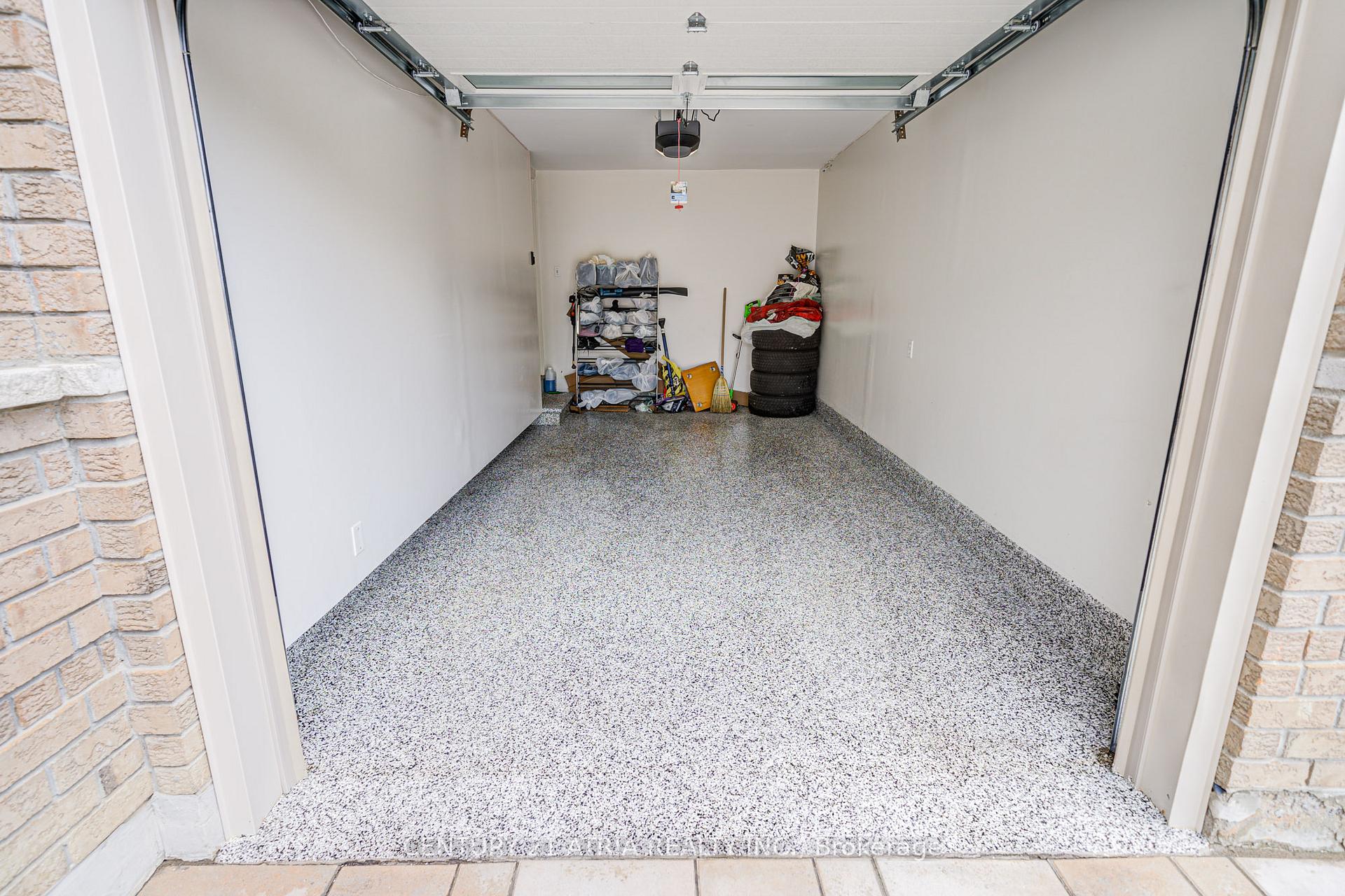 Photo 47 of 11 Crawford Street, Markham, Berczy — HOMEH