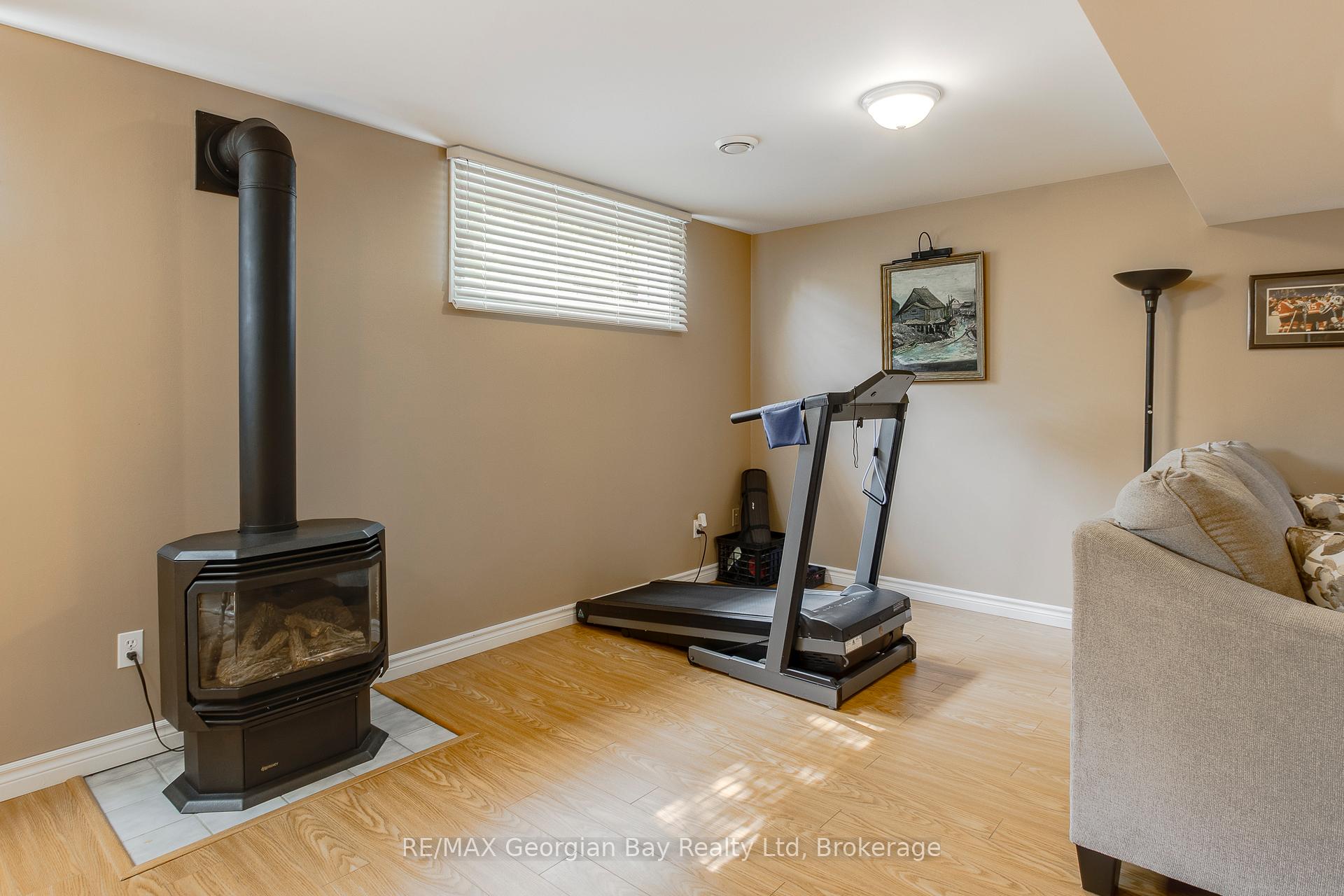 Photo 25 of 103 Woodland Drive, Midland — HOMEH