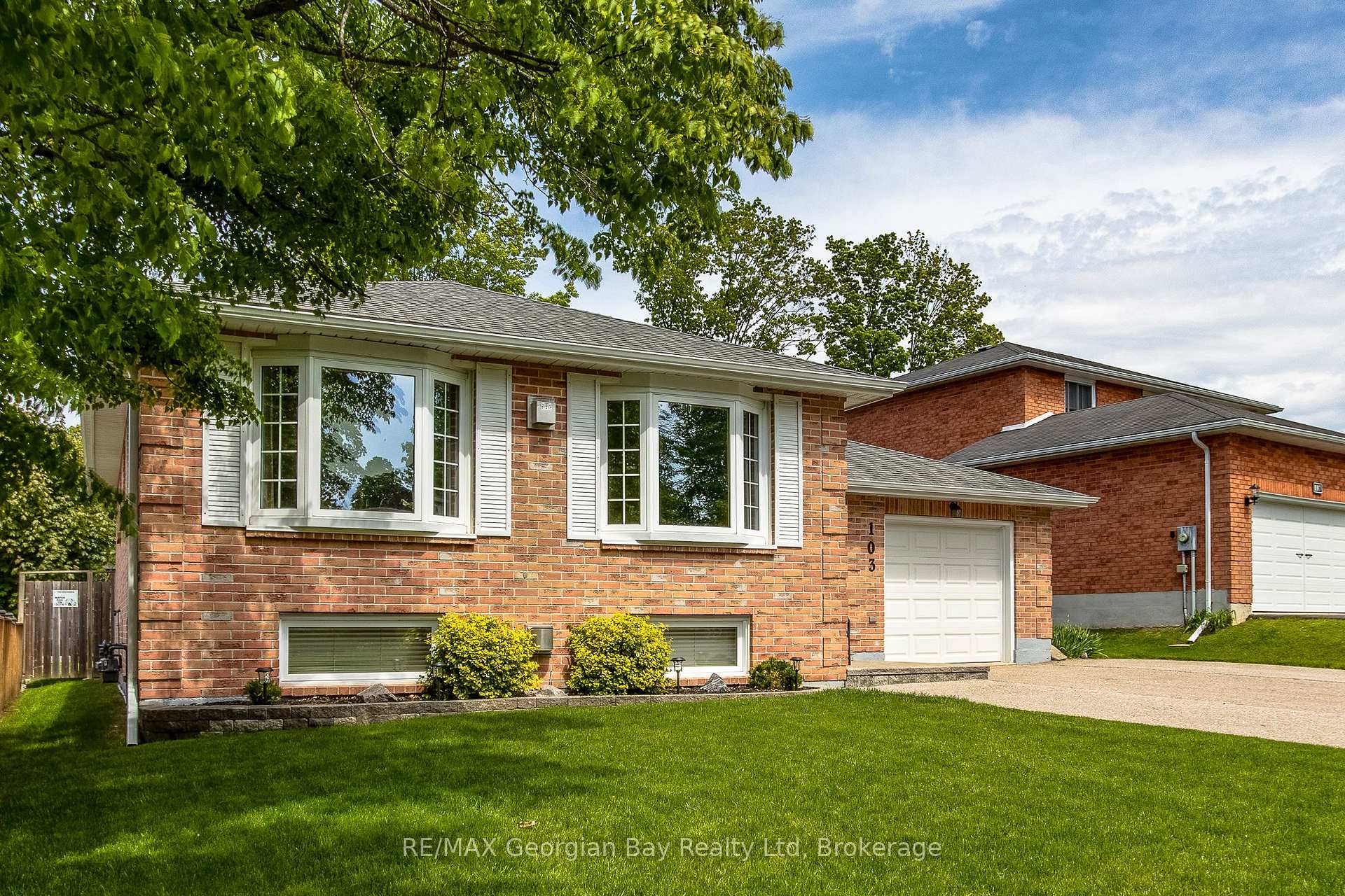 Photo 38 of 103 Woodland Drive, Midland — HOMEH