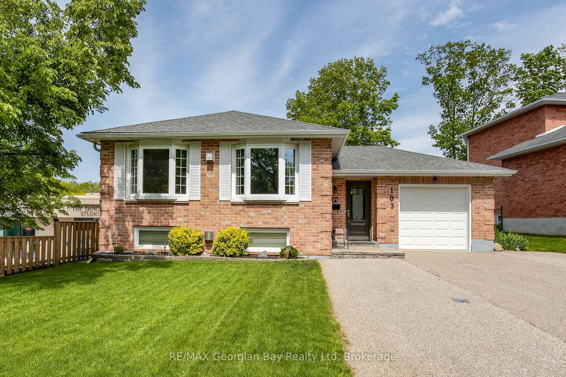 Photo 39 of 103 Woodland Drive, Midland — HOMEH