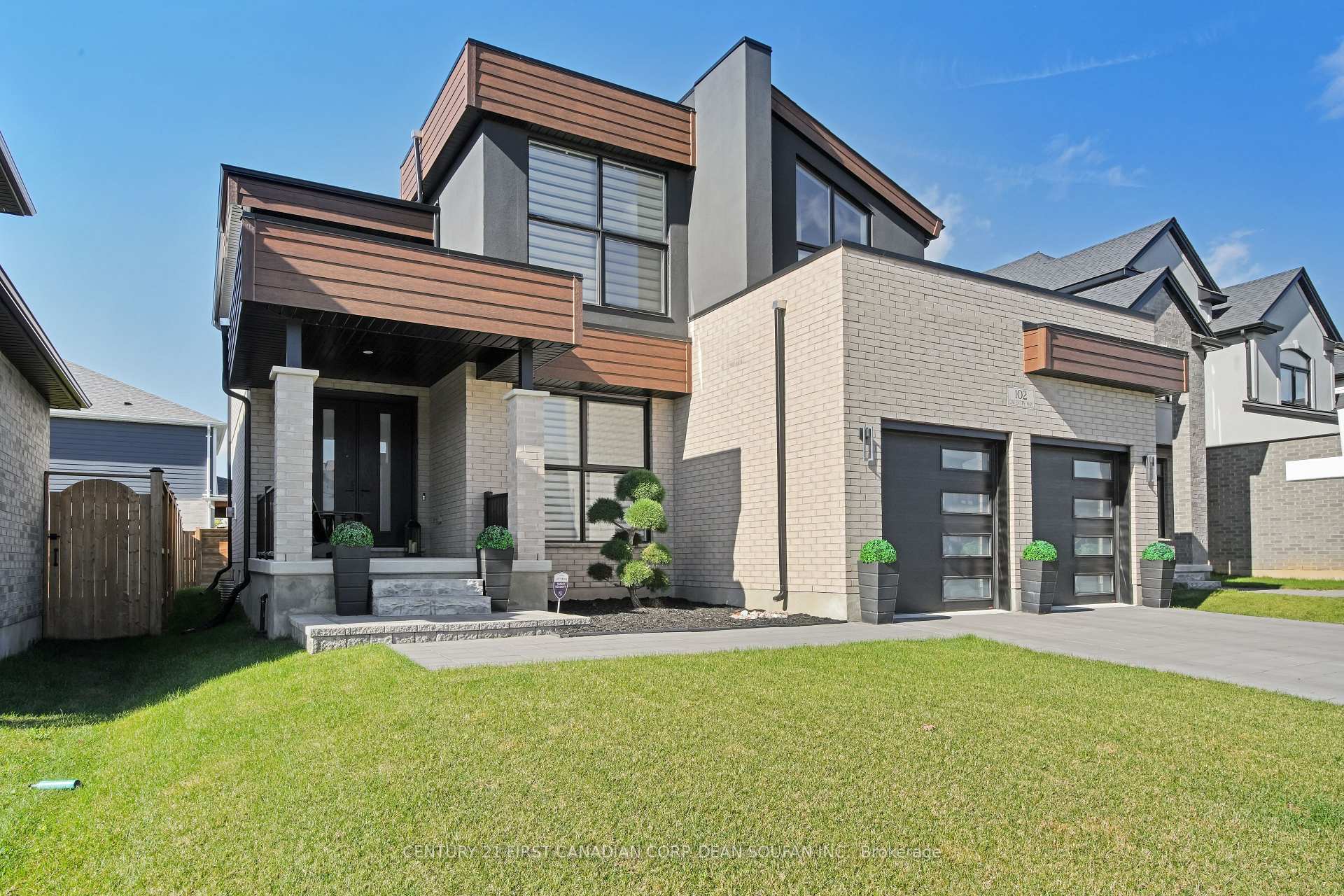 Photo 3 of 102 Daventry Way, Middlesex Centre, Rural Middlesex Centre — HOMEH