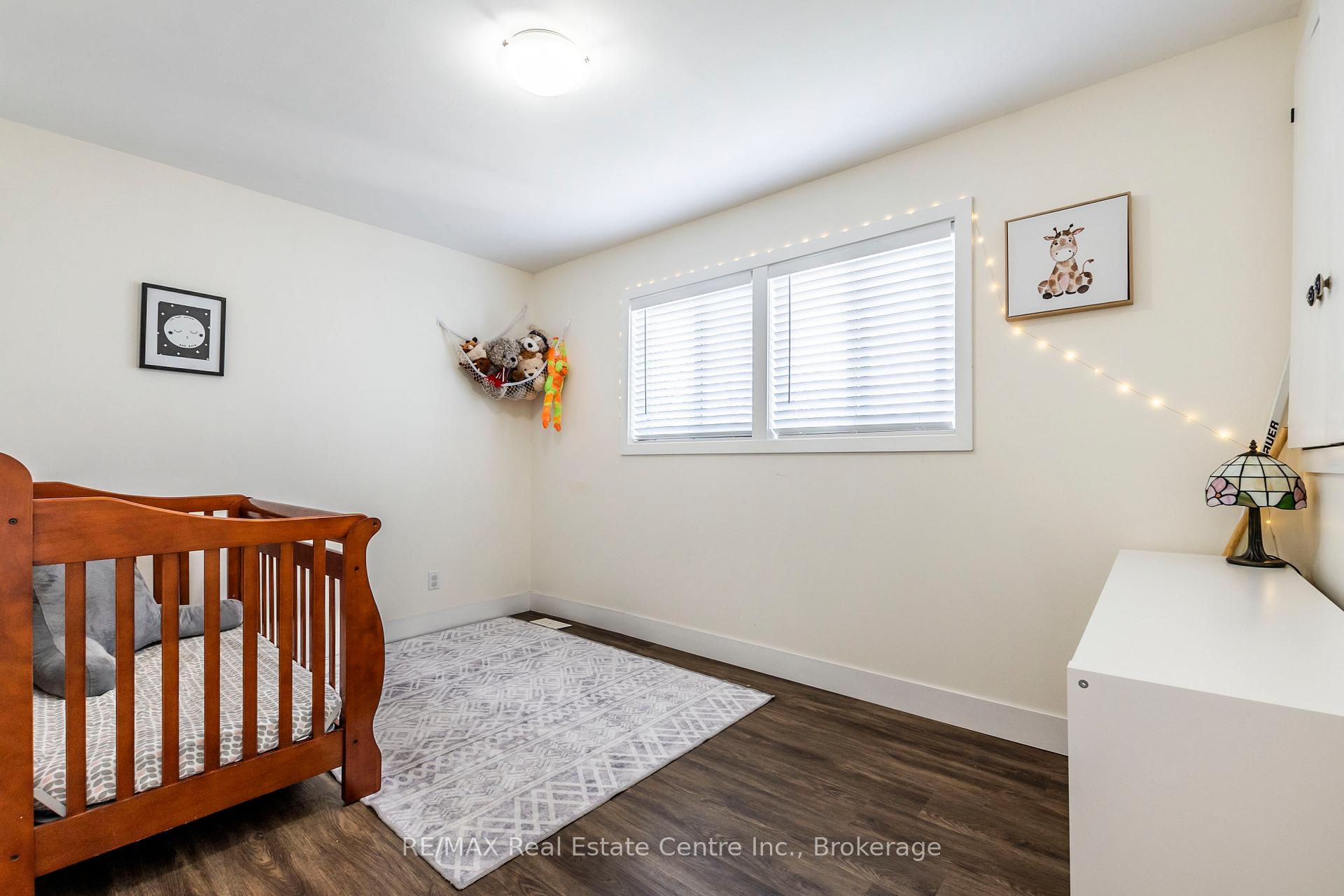 Photo 10 of 778 Guelph Street, Kitchener — HOMEH