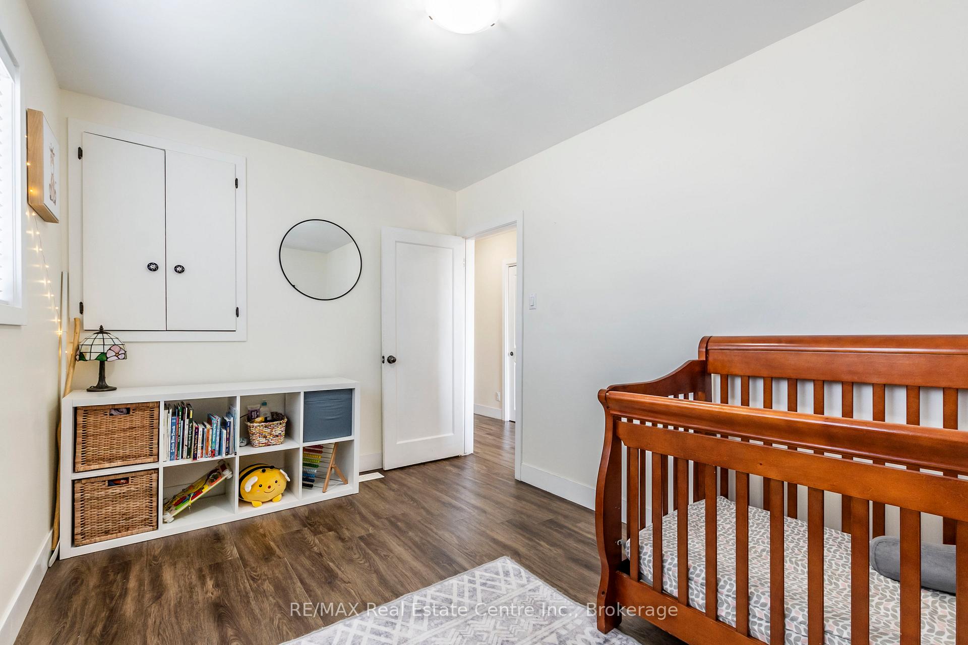 Photo 11 of 778 Guelph Street, Kitchener — HOMEH