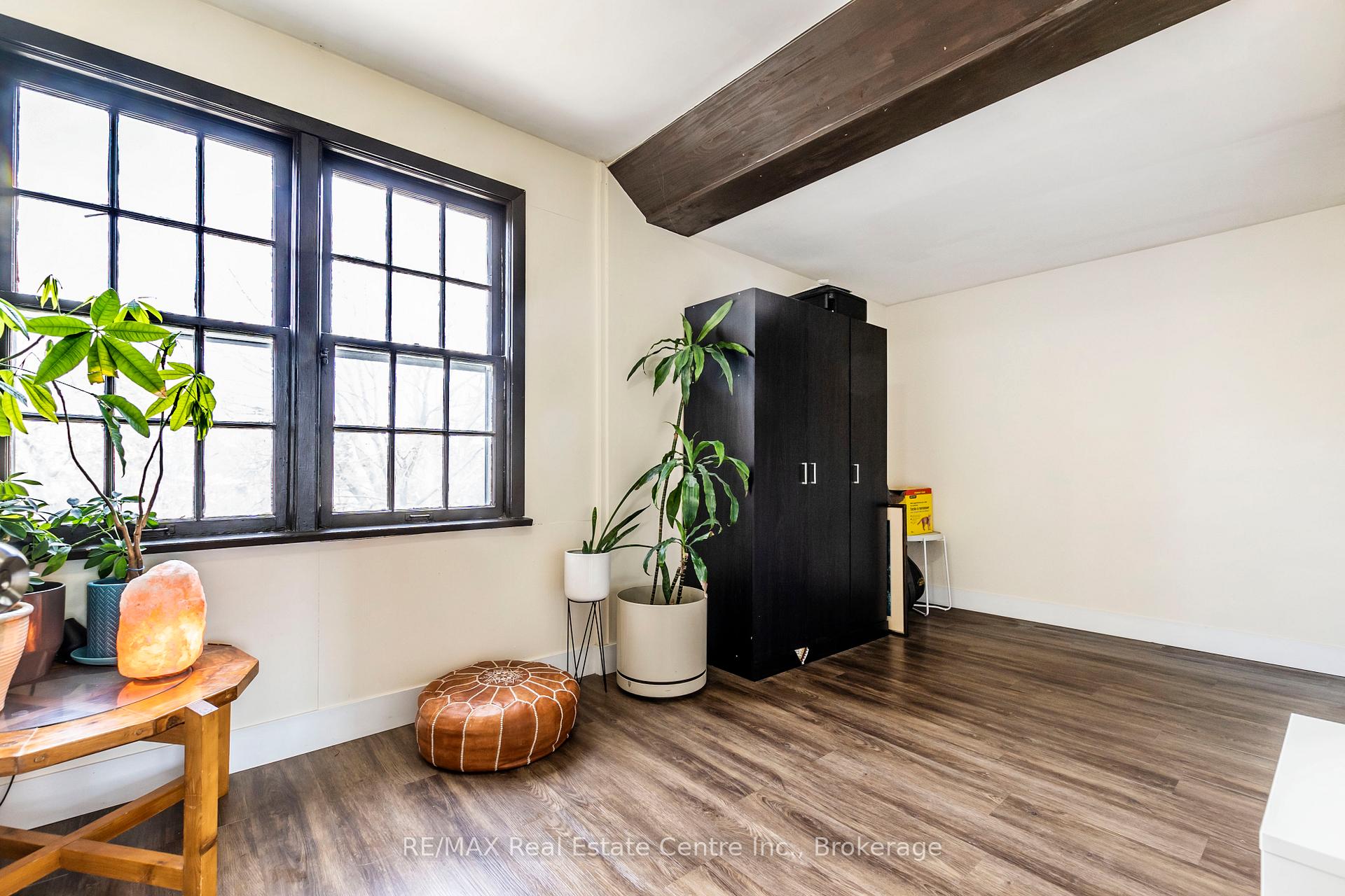 Photo 13 of 778 Guelph Street, Kitchener — HOMEH