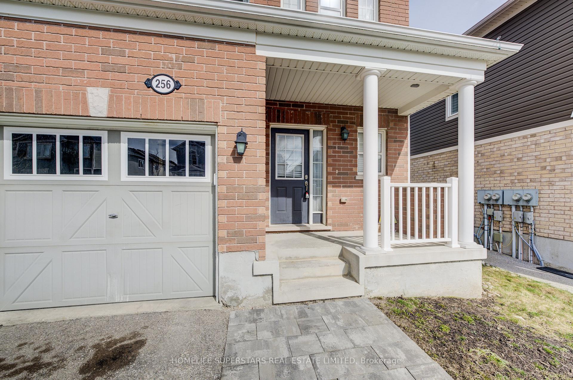Photo 4 of 256 Apple Hill Crescent, Kitchener, Rosenburg — HOMEH