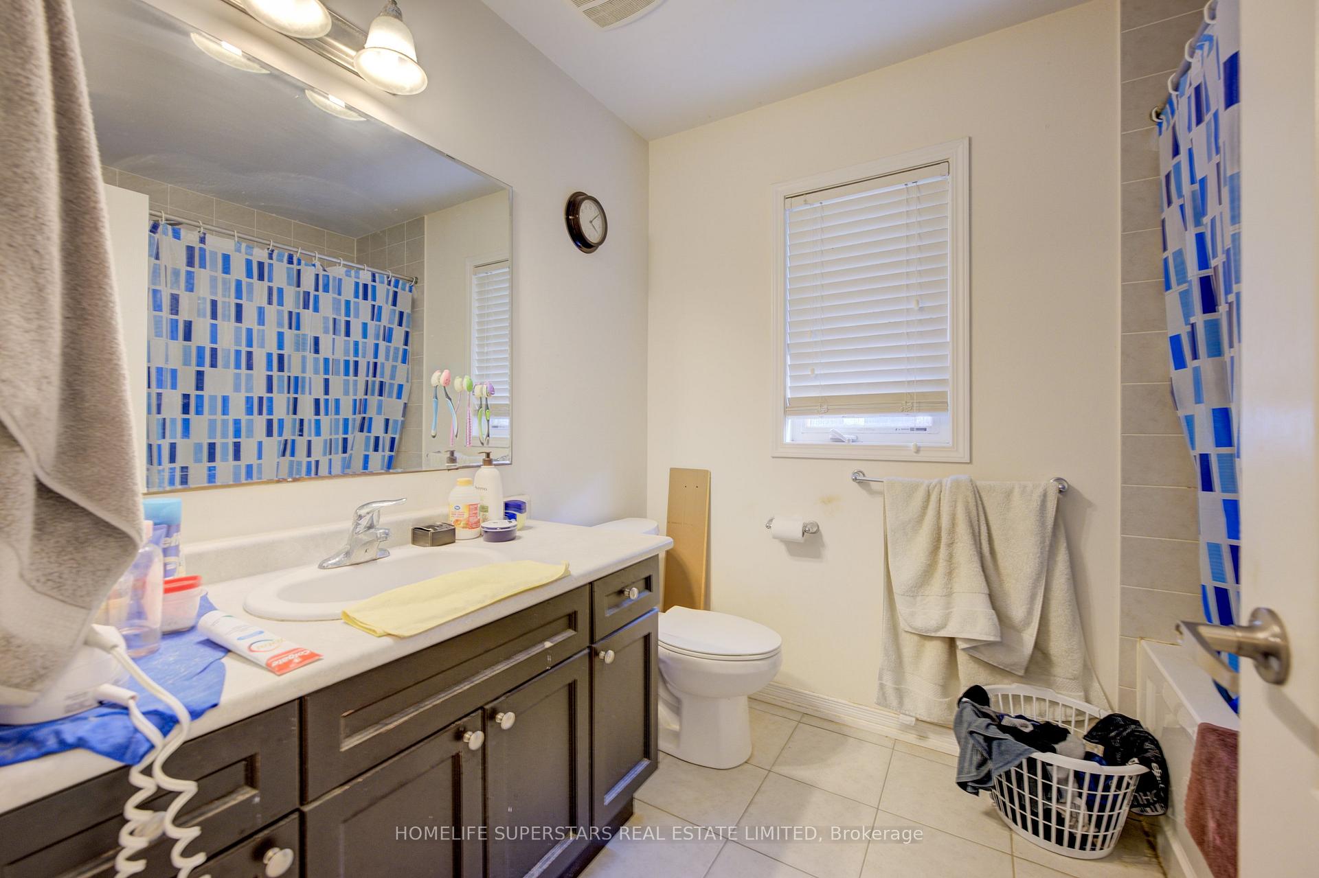 Photo 18 of 256 Apple Hill Crescent, Kitchener, Rosenburg — HOMEH