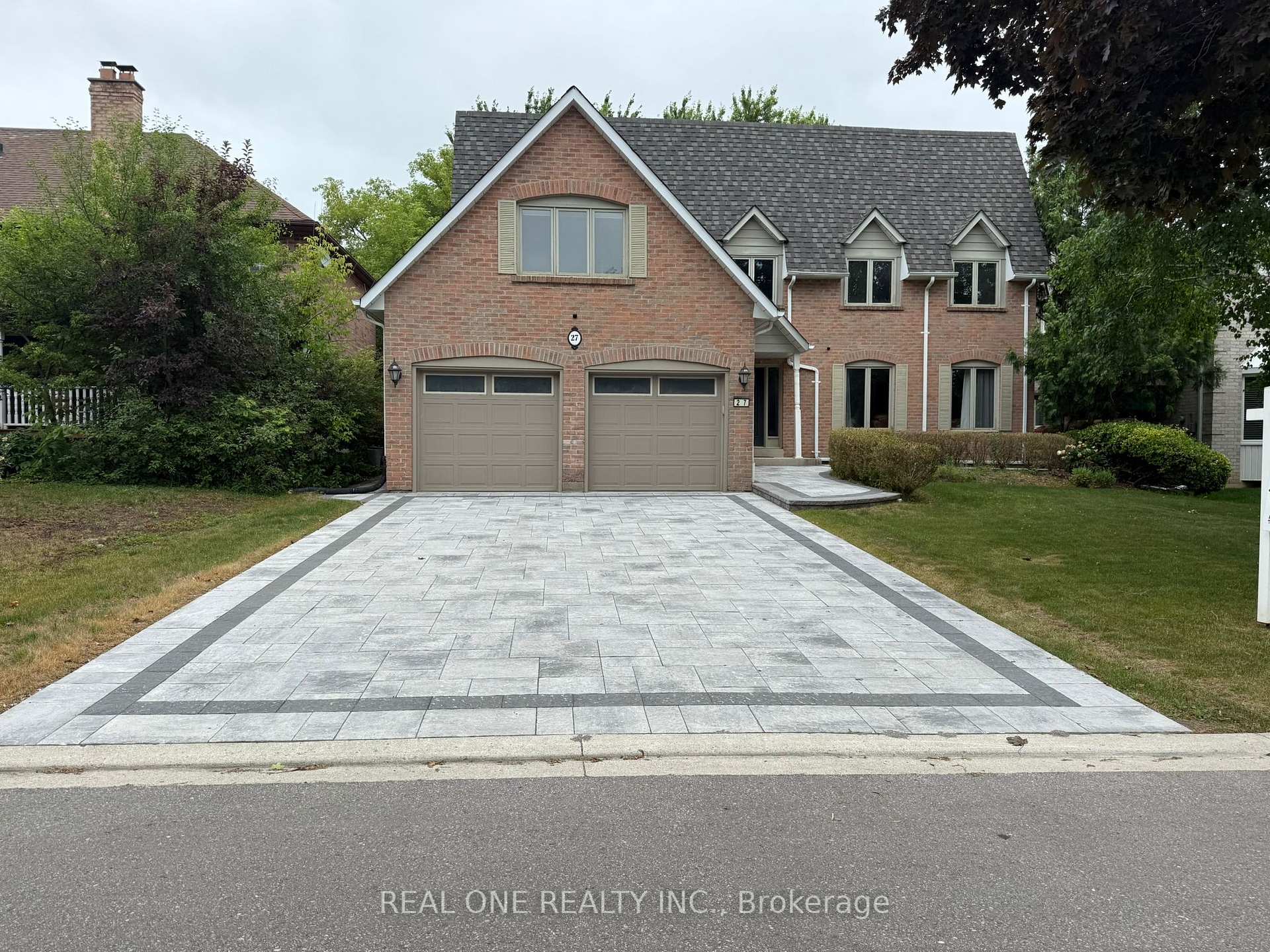 Photo 1 of 27 Aitken Circle, Markham, Unionville — HOMEH
