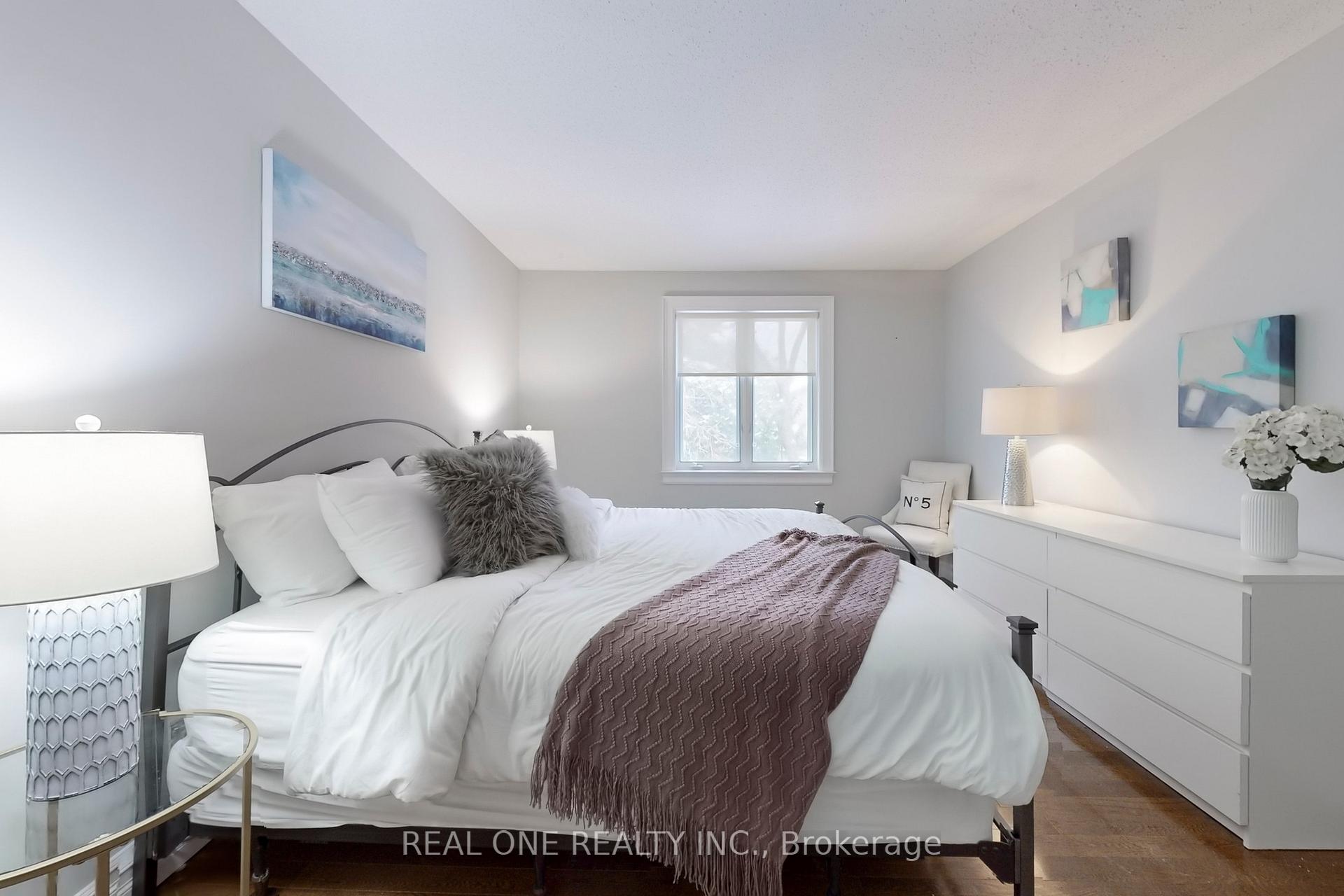 Photo 27 of 27 Aitken Circle, Markham, Unionville — HOMEH