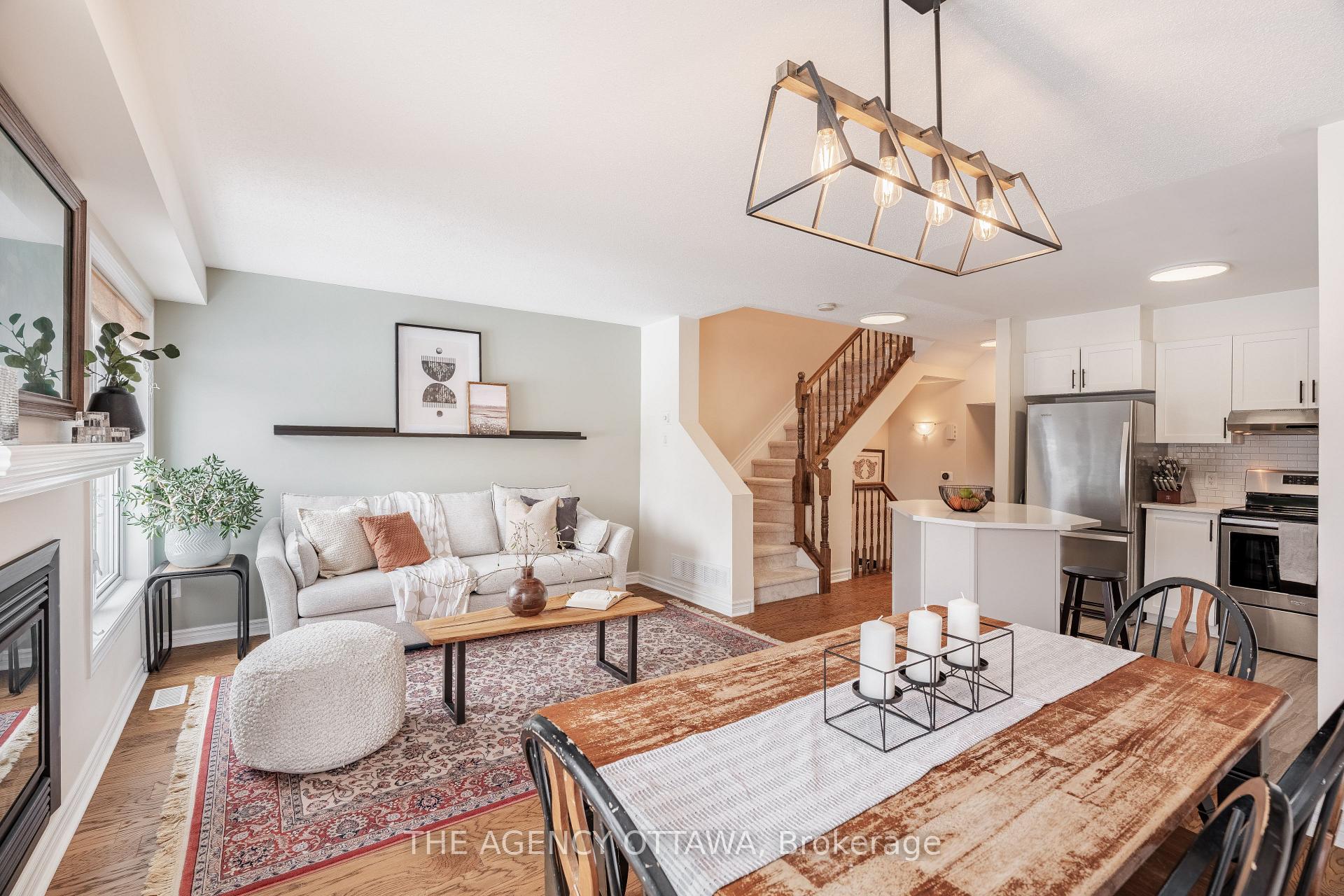 Photo 9 of 260 Catamount Court, Ottawa, Kanata - Emerald Meadows/Trailwest — HOMEH