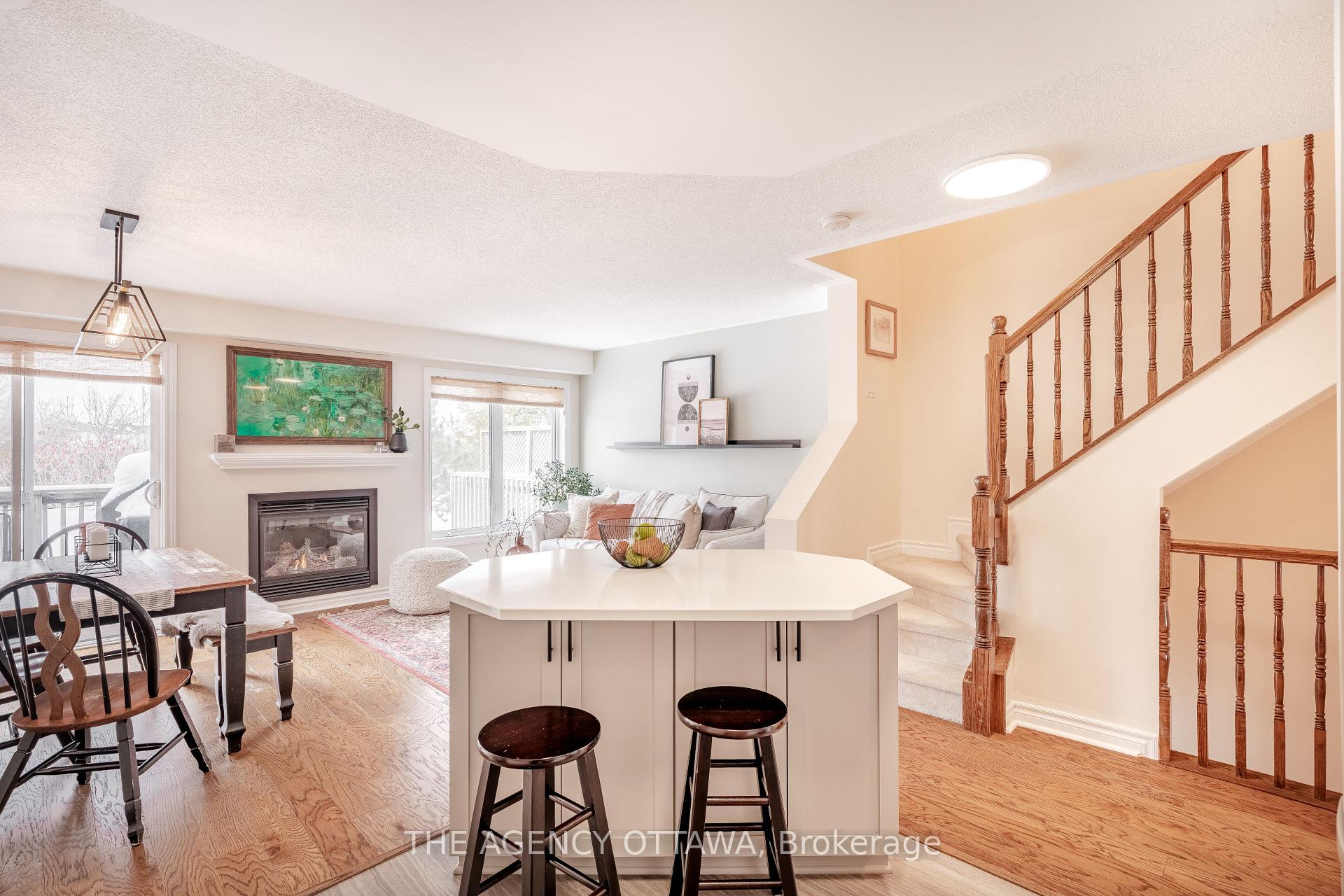 Photo 14 of 260 Catamount Court, Ottawa, Kanata - Emerald Meadows/Trailwest — HOMEH