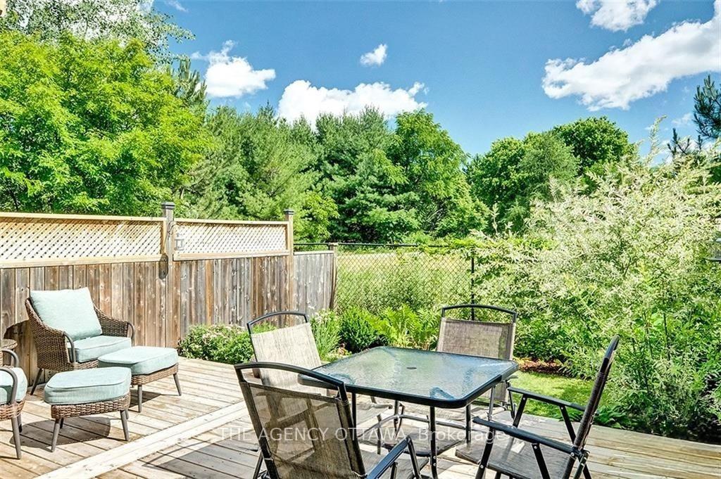 Photo 19 of 260 Catamount Court, Ottawa, Kanata - Emerald Meadows/Trailwest — HOMEH