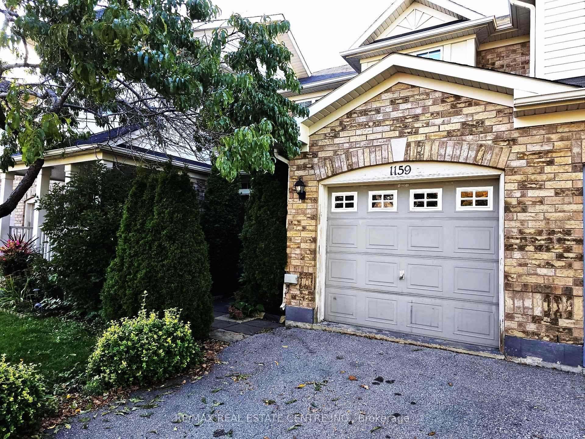 Photo 2 of 1159 Riddell Crescent, Milton, Beaty — HOMEH