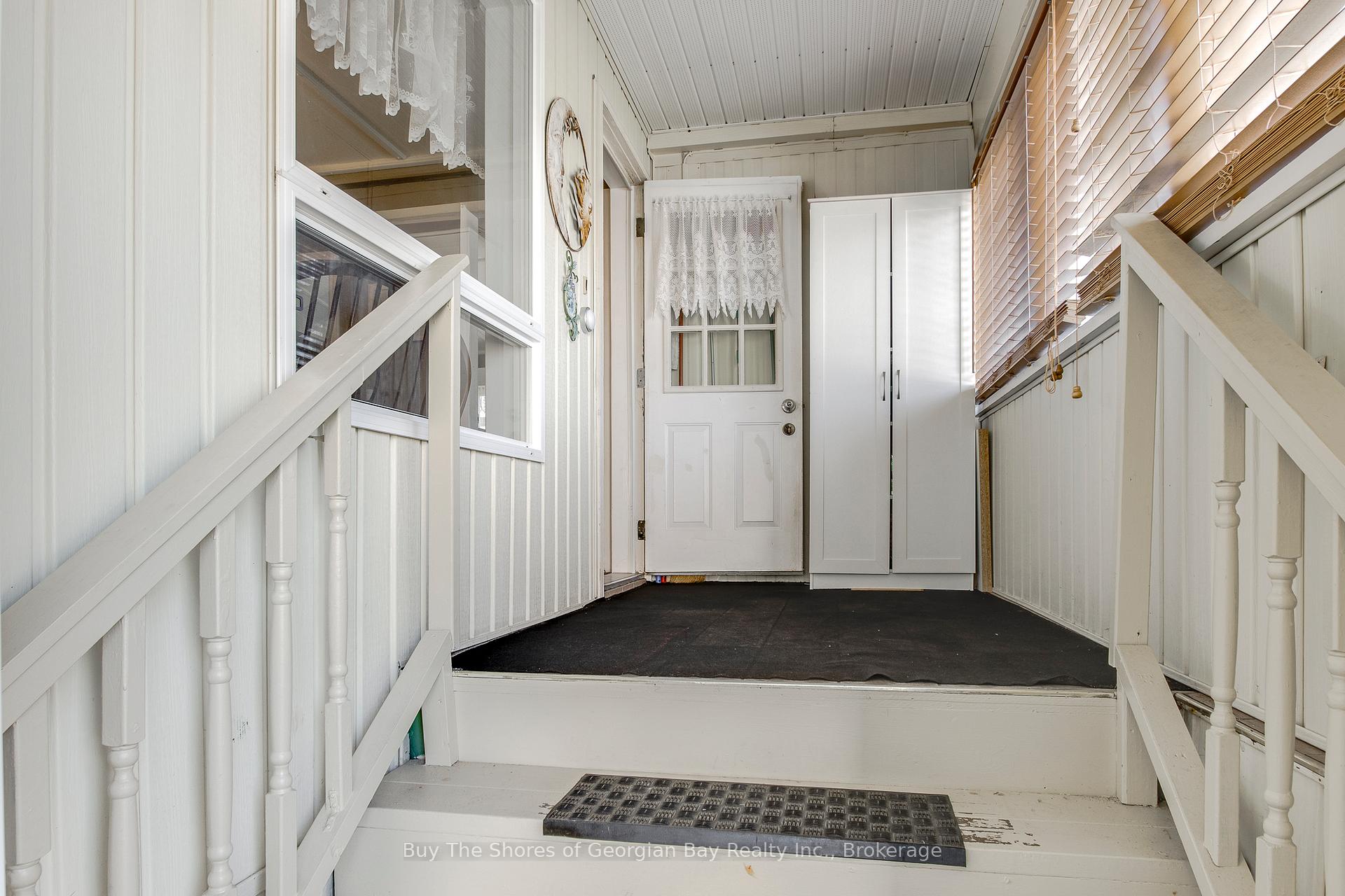 Photo 3 of 37 Northland Road, Midland — HOMEH