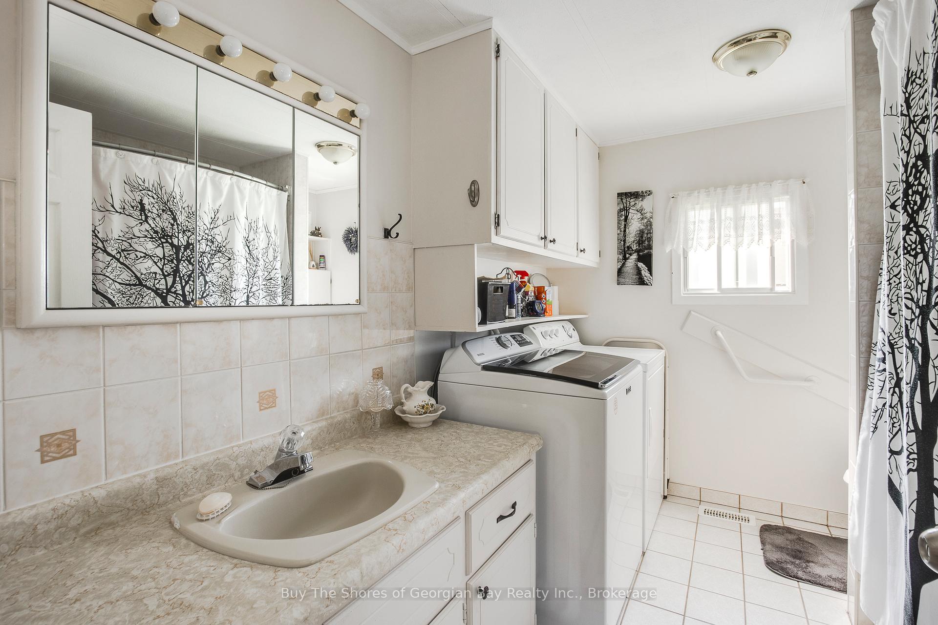 Photo 17 of 37 Northland Road, Midland — HOMEH