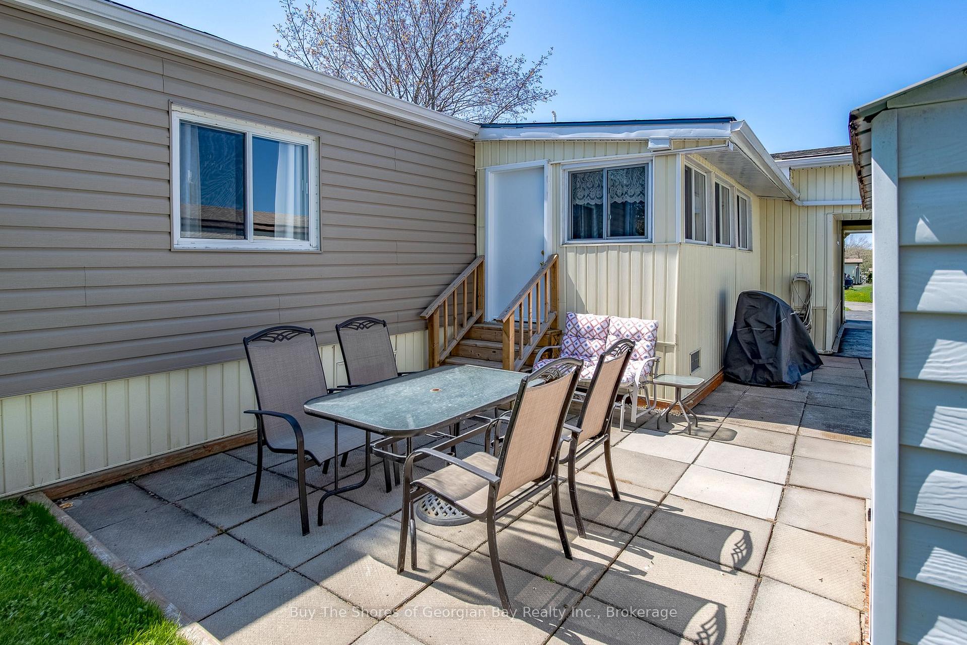 Photo 22 of 37 Northland Road, Midland — HOMEH