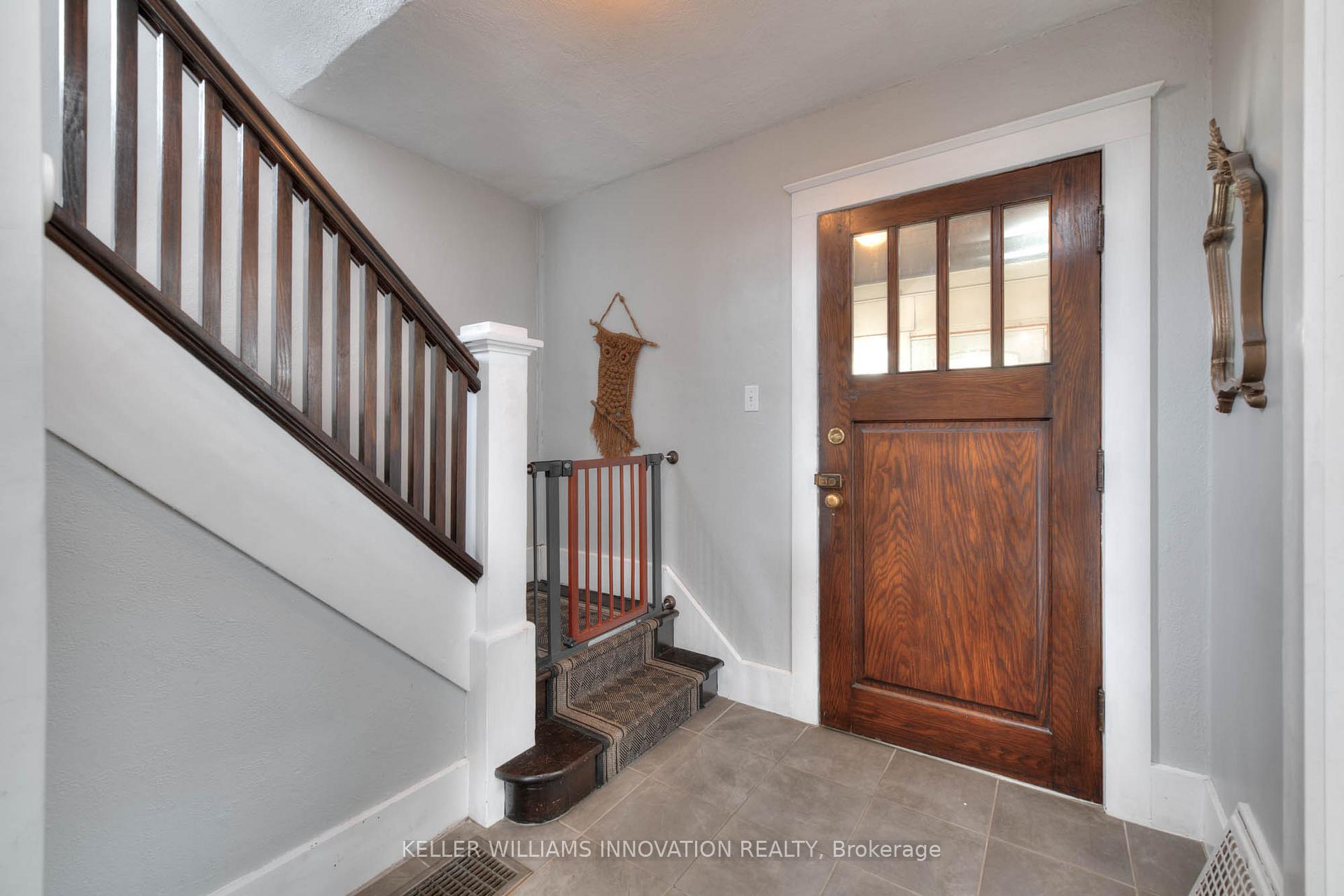 Photo 6 of 131 Cameron Street N, Kitchener — HOMEH