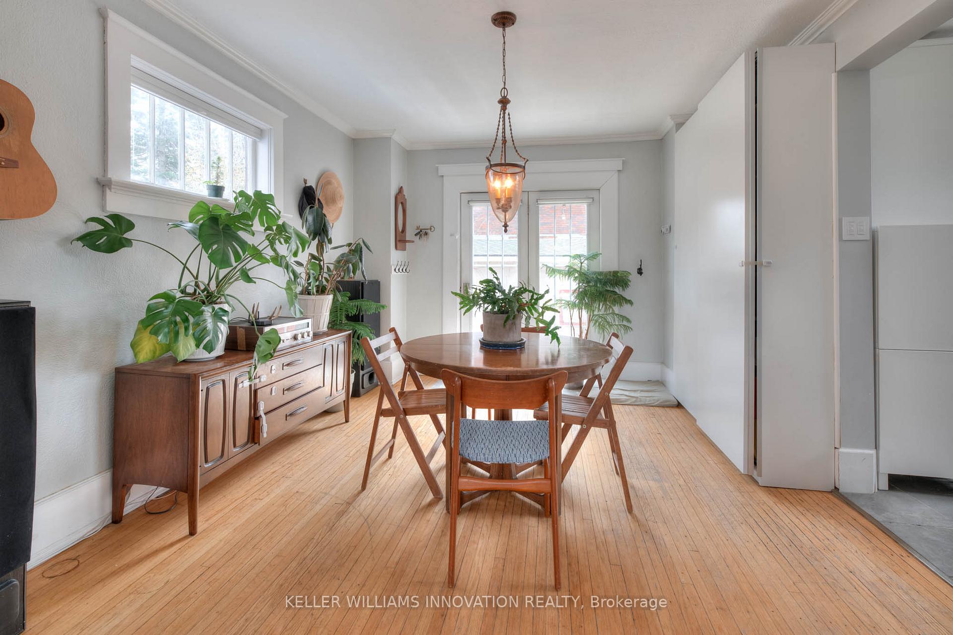 Photo 13 of 131 Cameron Street N, Kitchener — HOMEH