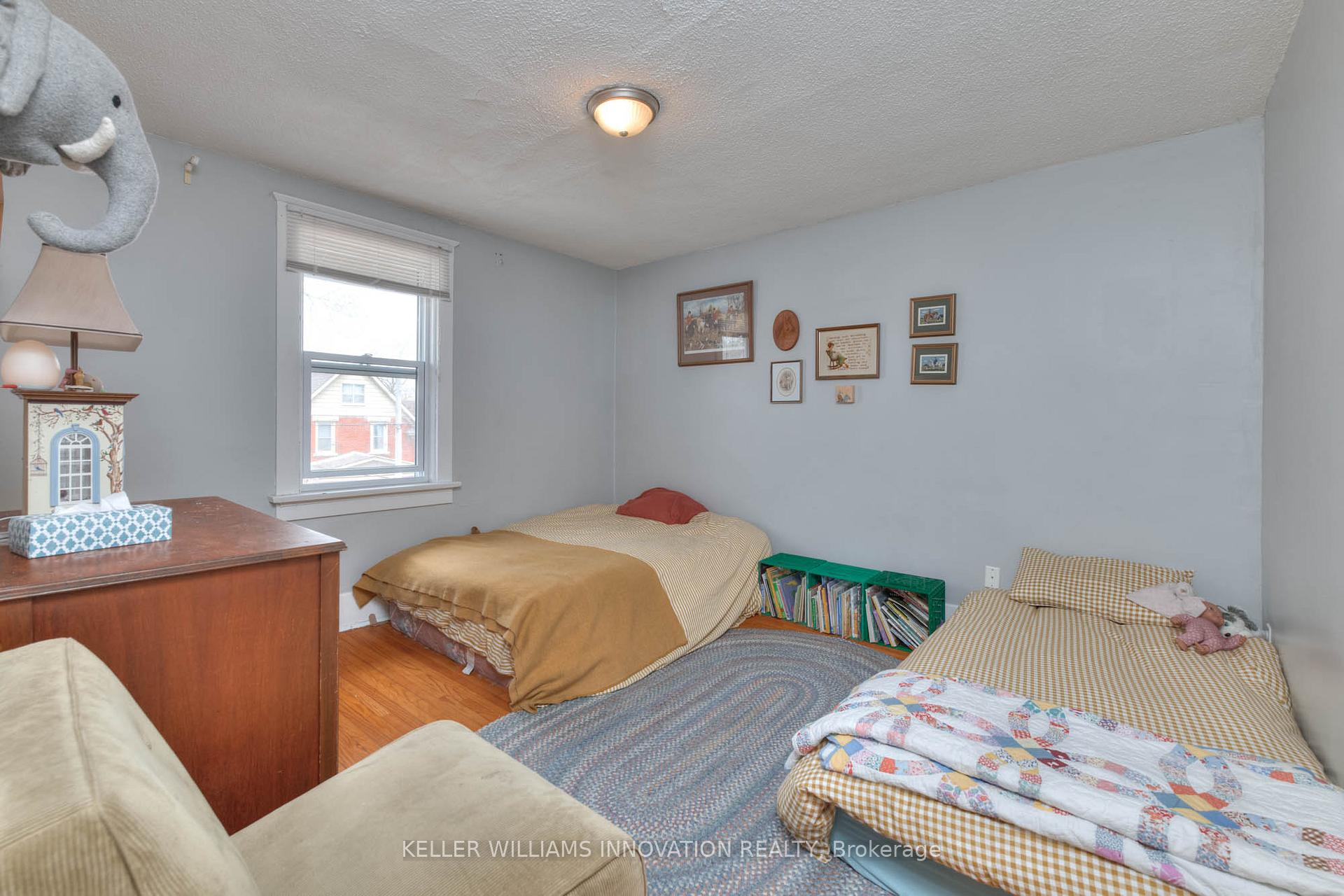 Photo 19 of 131 Cameron Street N, Kitchener — HOMEH
