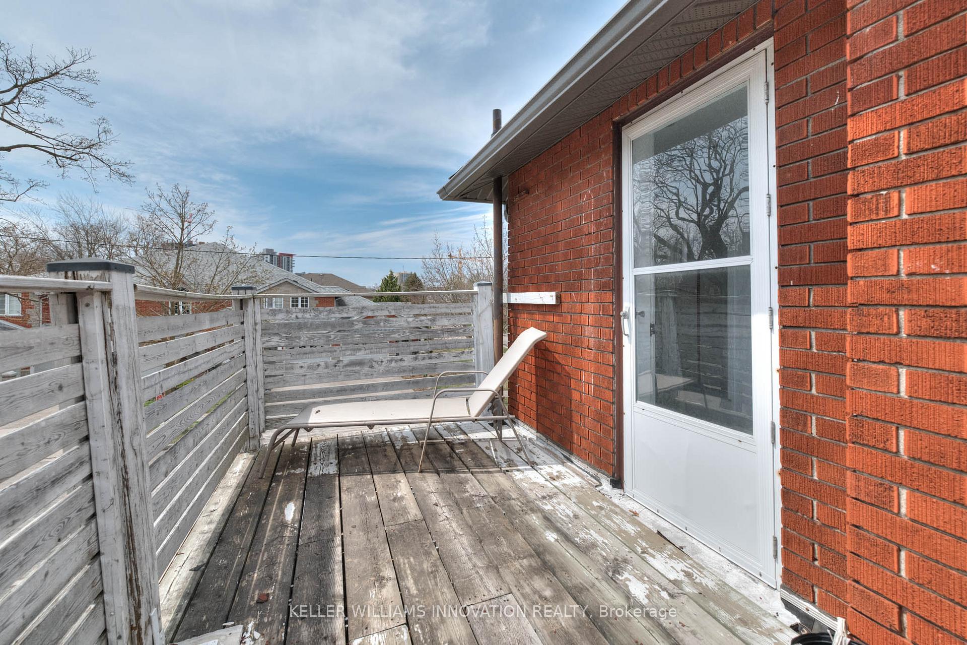 Photo 25 of 131 Cameron Street N, Kitchener — HOMEH