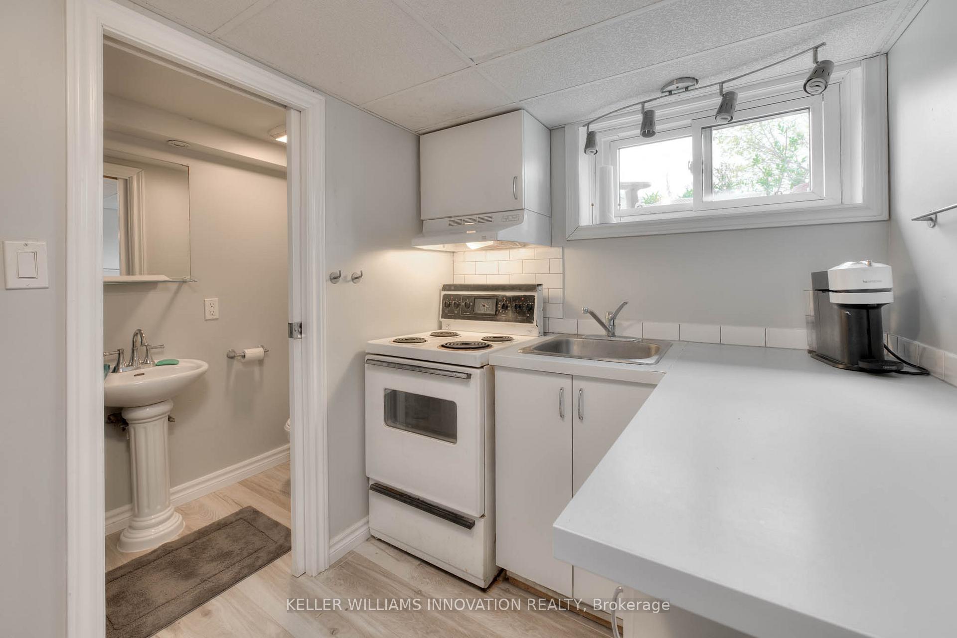 Photo 28 of 131 Cameron Street N, Kitchener — HOMEH