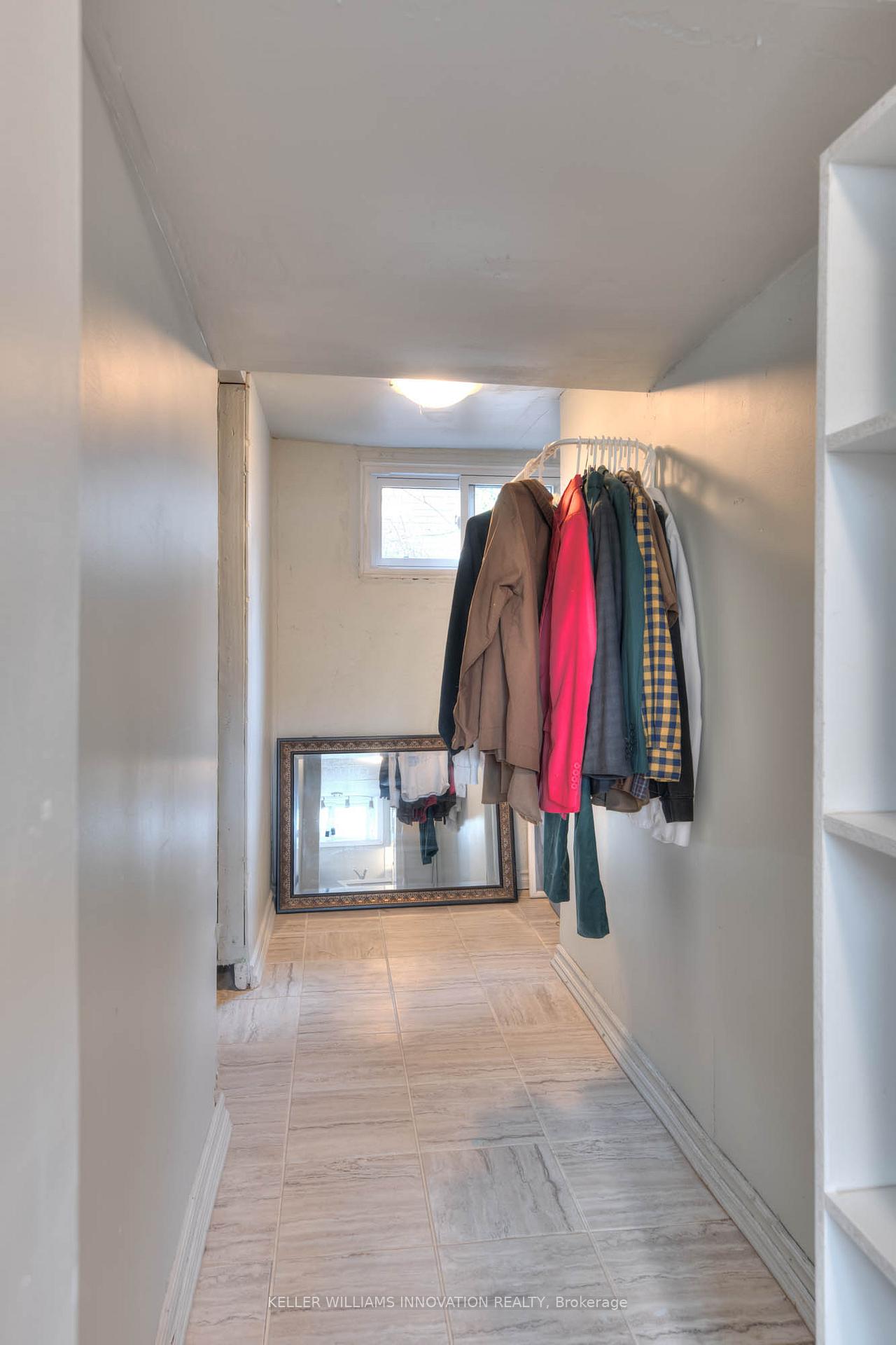 Photo 31 of 131 Cameron Street N, Kitchener — HOMEH