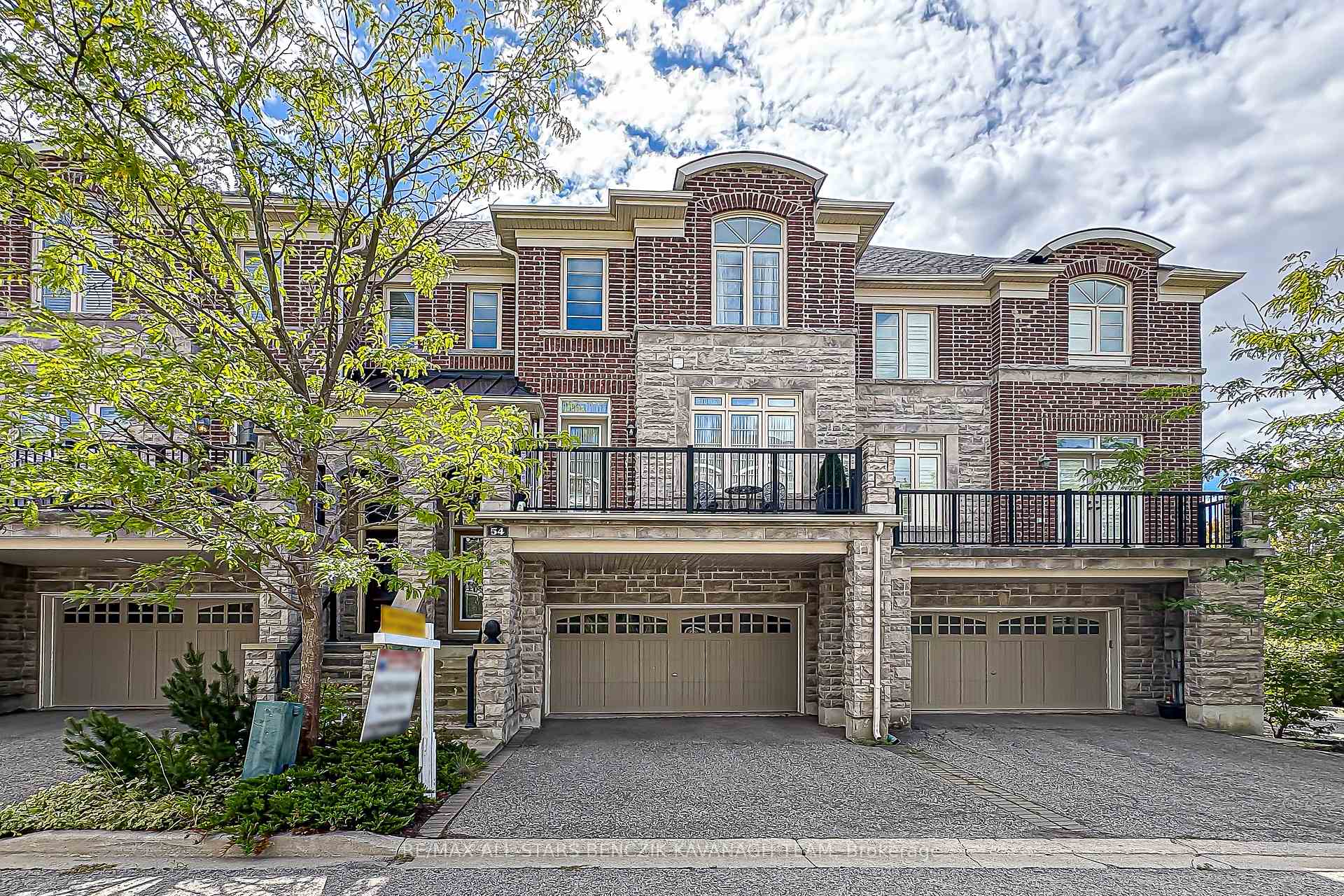 Photo 1 of 54 Kylemore Way, Markham, Angus Glen — HOMEH