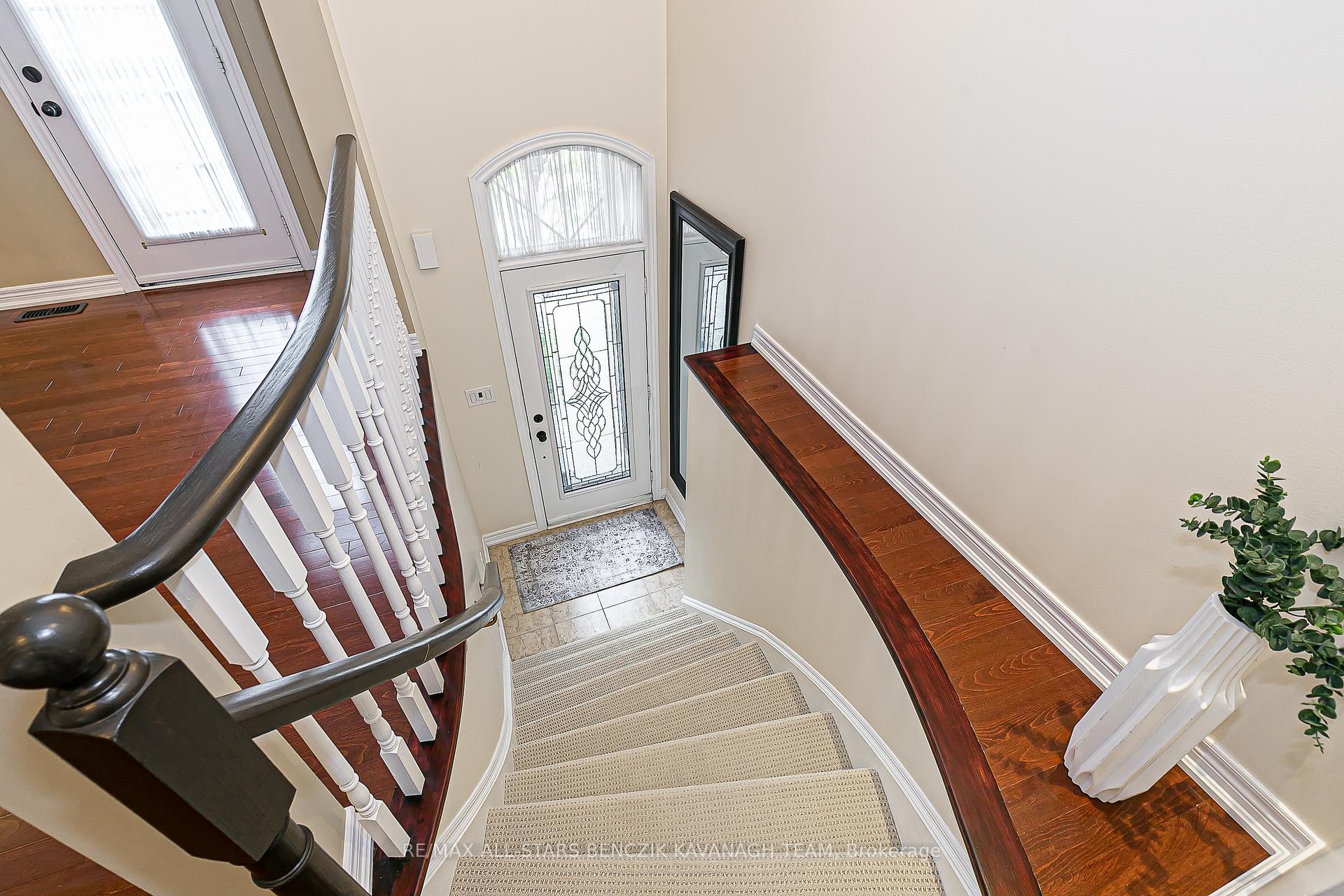 Photo 5 of 54 Kylemore Way, Markham, Angus Glen — HOMEH