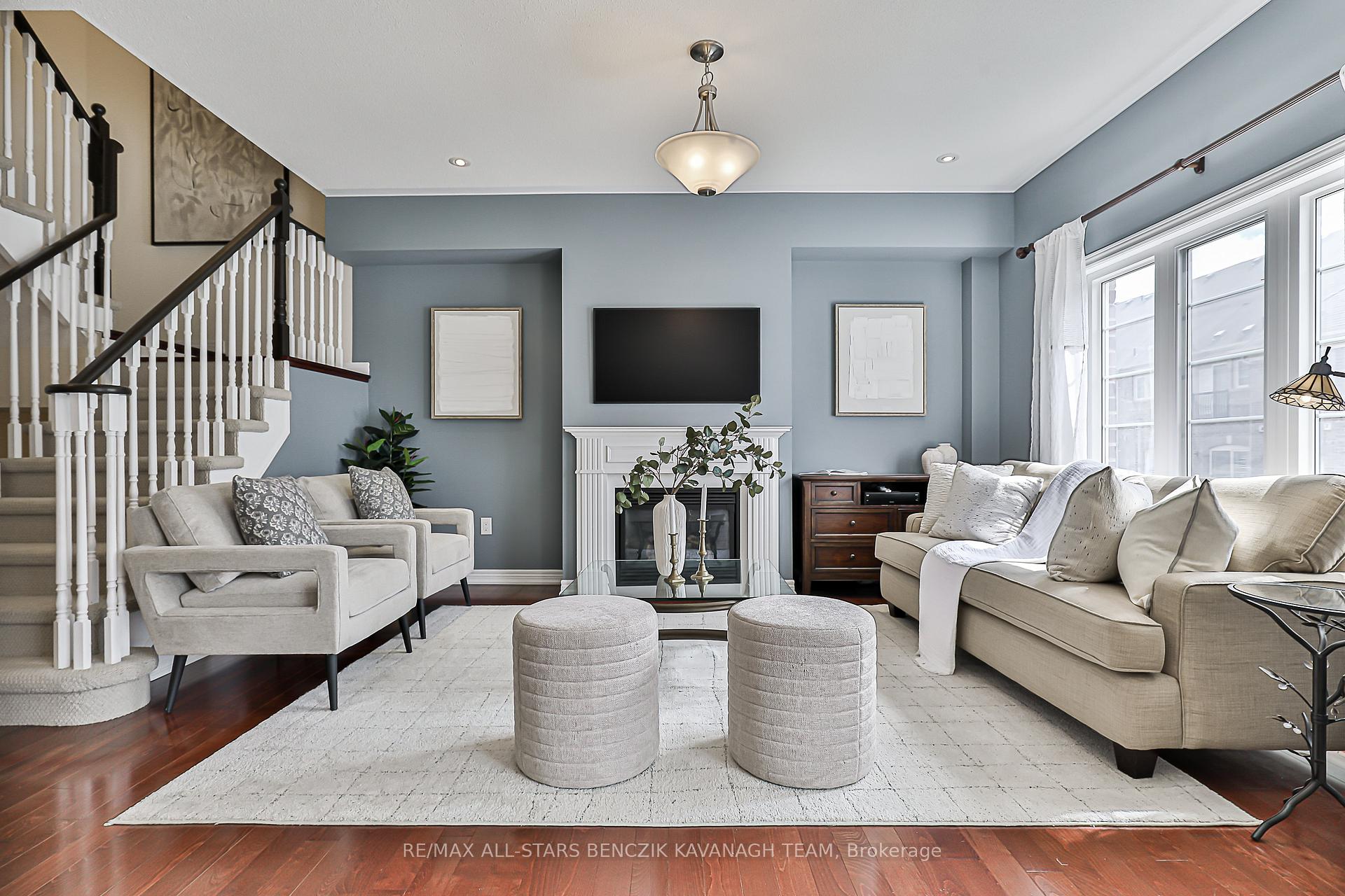 Photo 8 of 54 Kylemore Way, Markham, Angus Glen — HOMEH