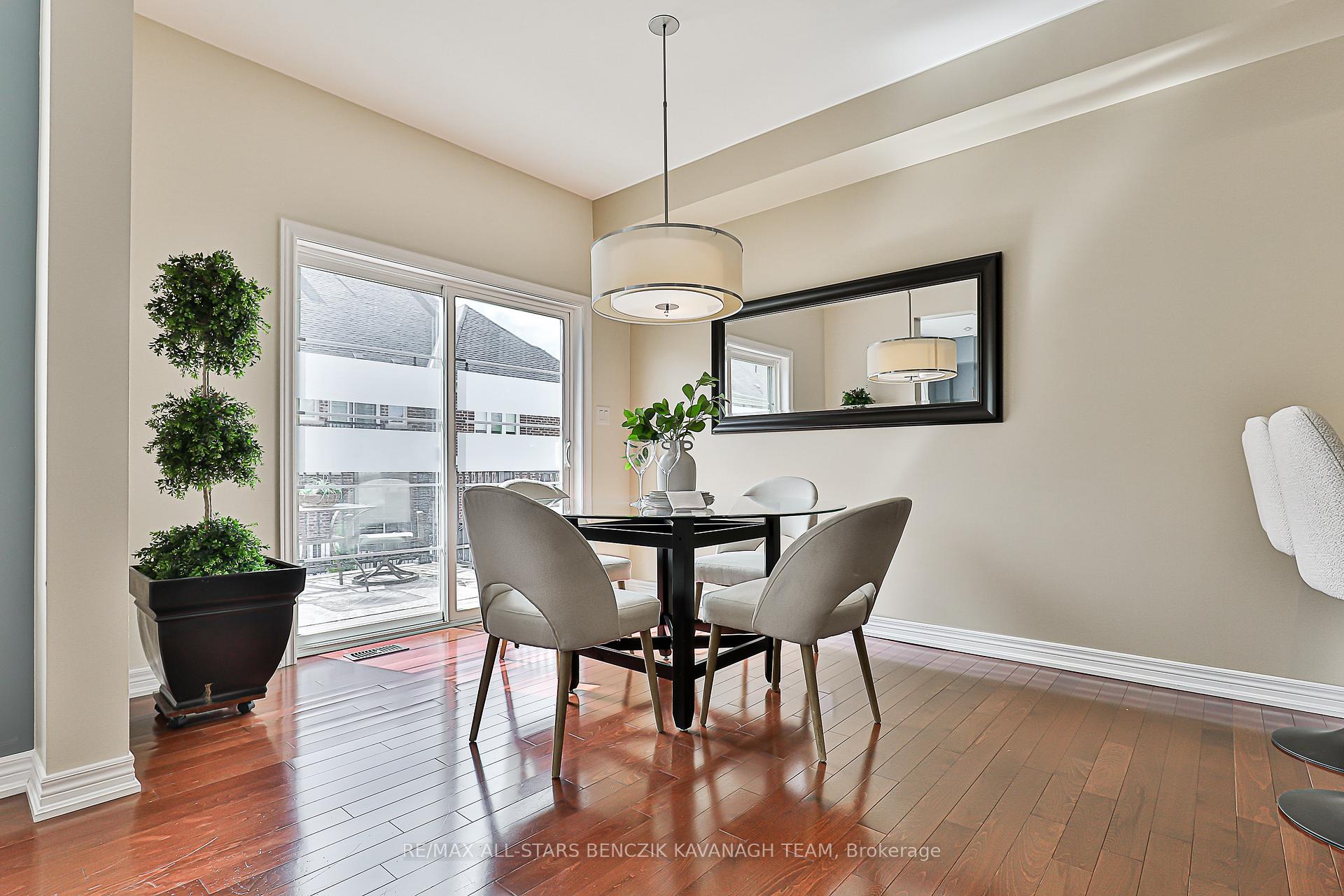 Photo 16 of 54 Kylemore Way, Markham, Angus Glen — HOMEH