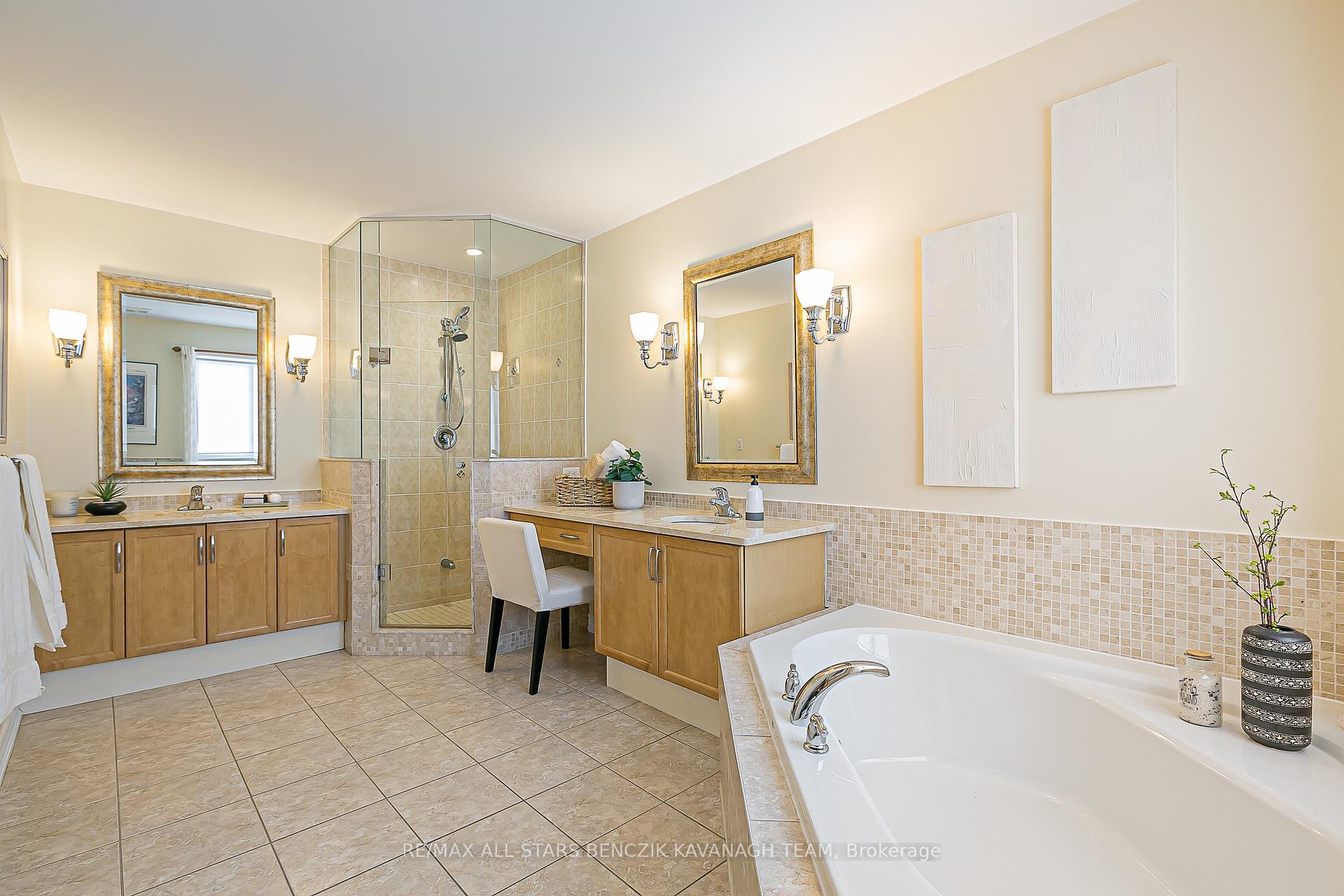 Photo 20 of 54 Kylemore Way, Markham, Angus Glen — HOMEH